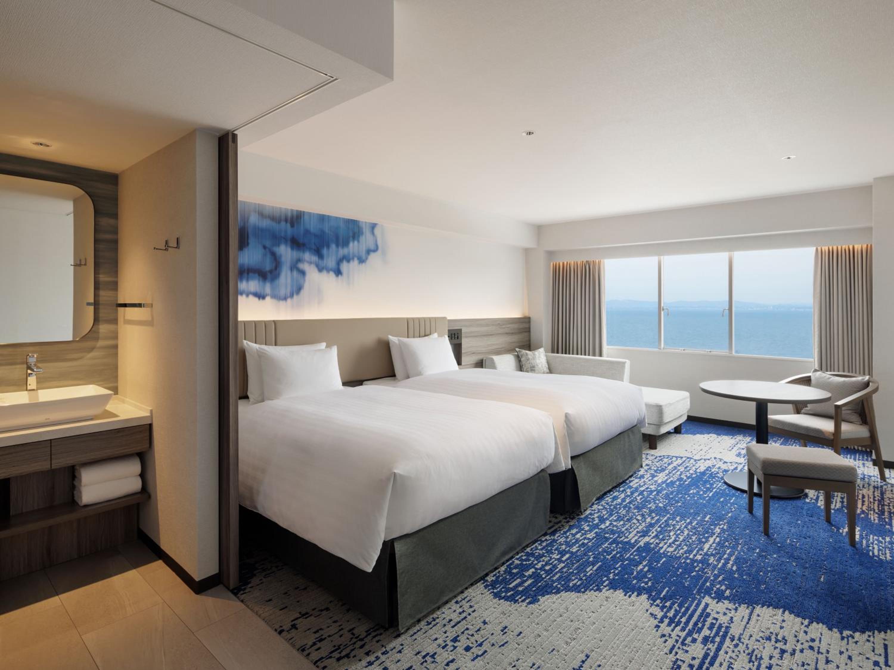 Superior Twin Room with Ocean View photo 2