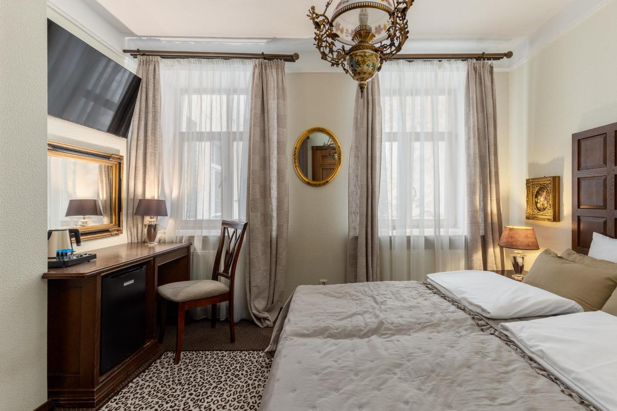 Queen Room - Photo 1