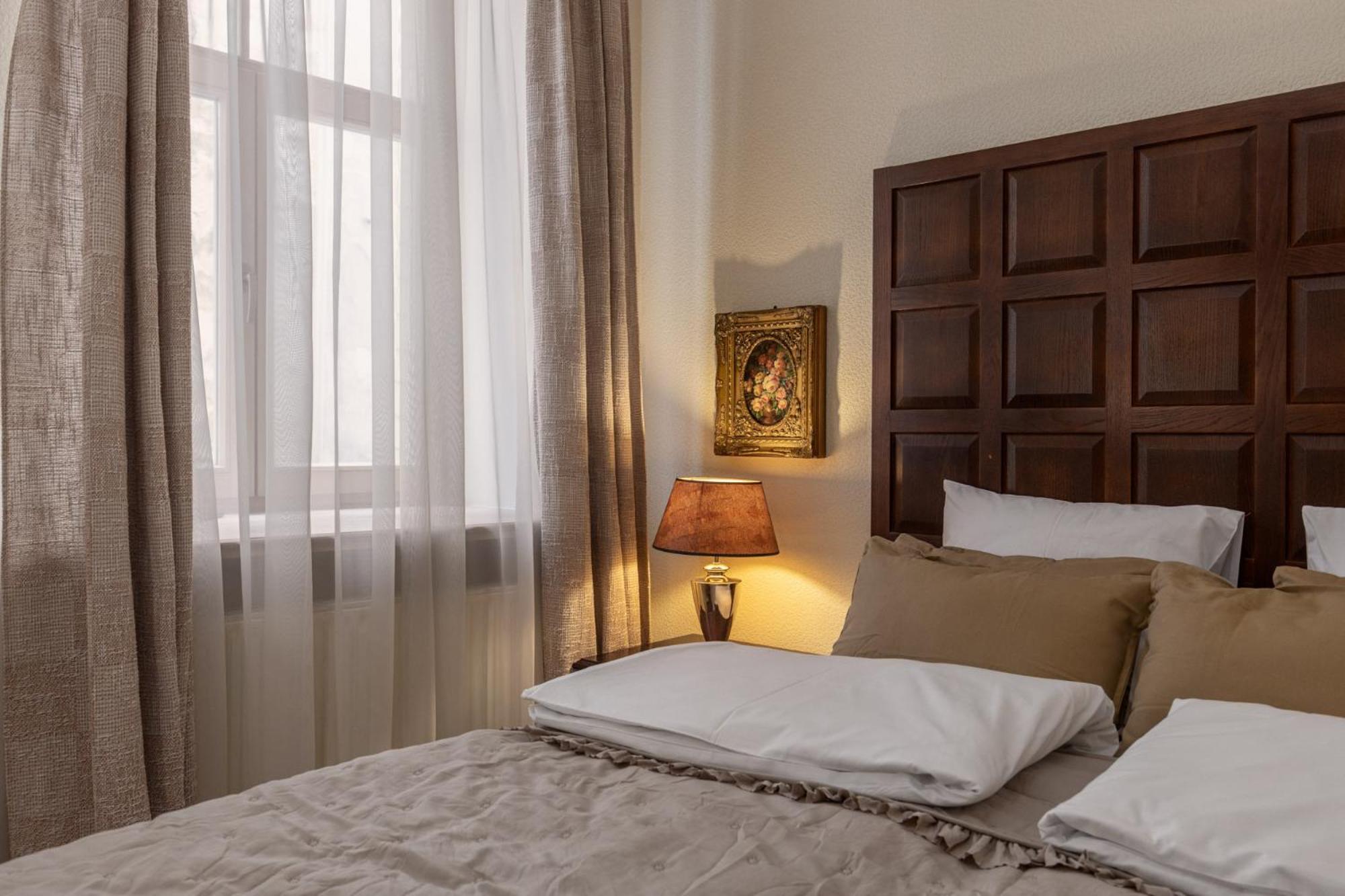 Queen Room - Photo 7