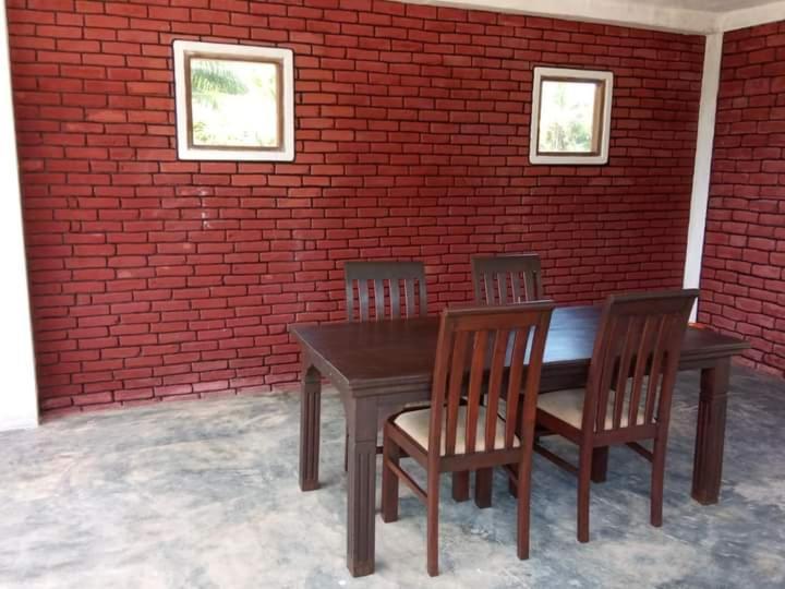 One-Bedroom House photo 2