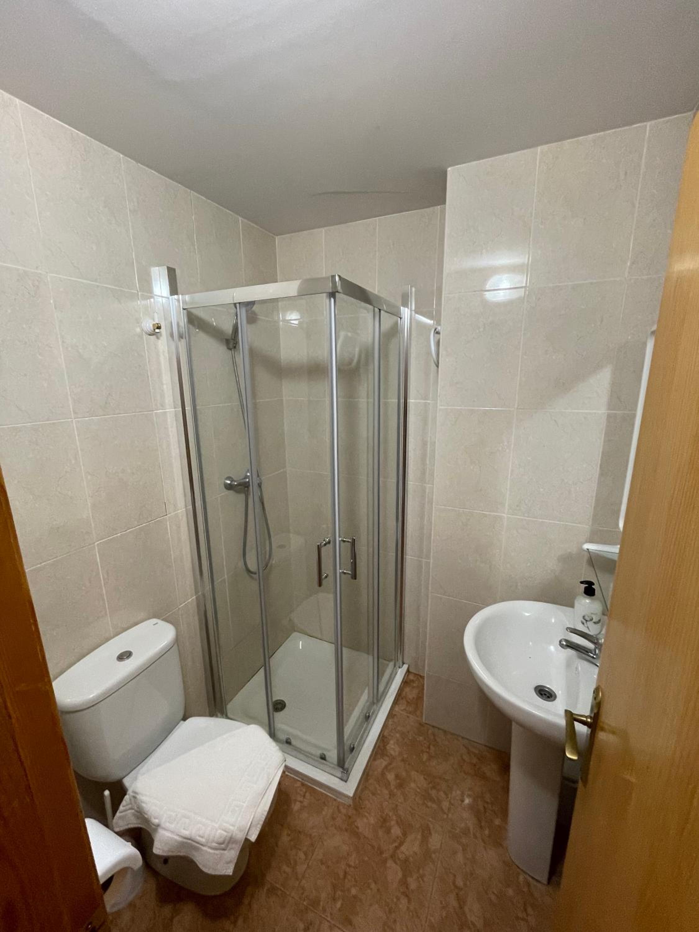 Single Room photo 3