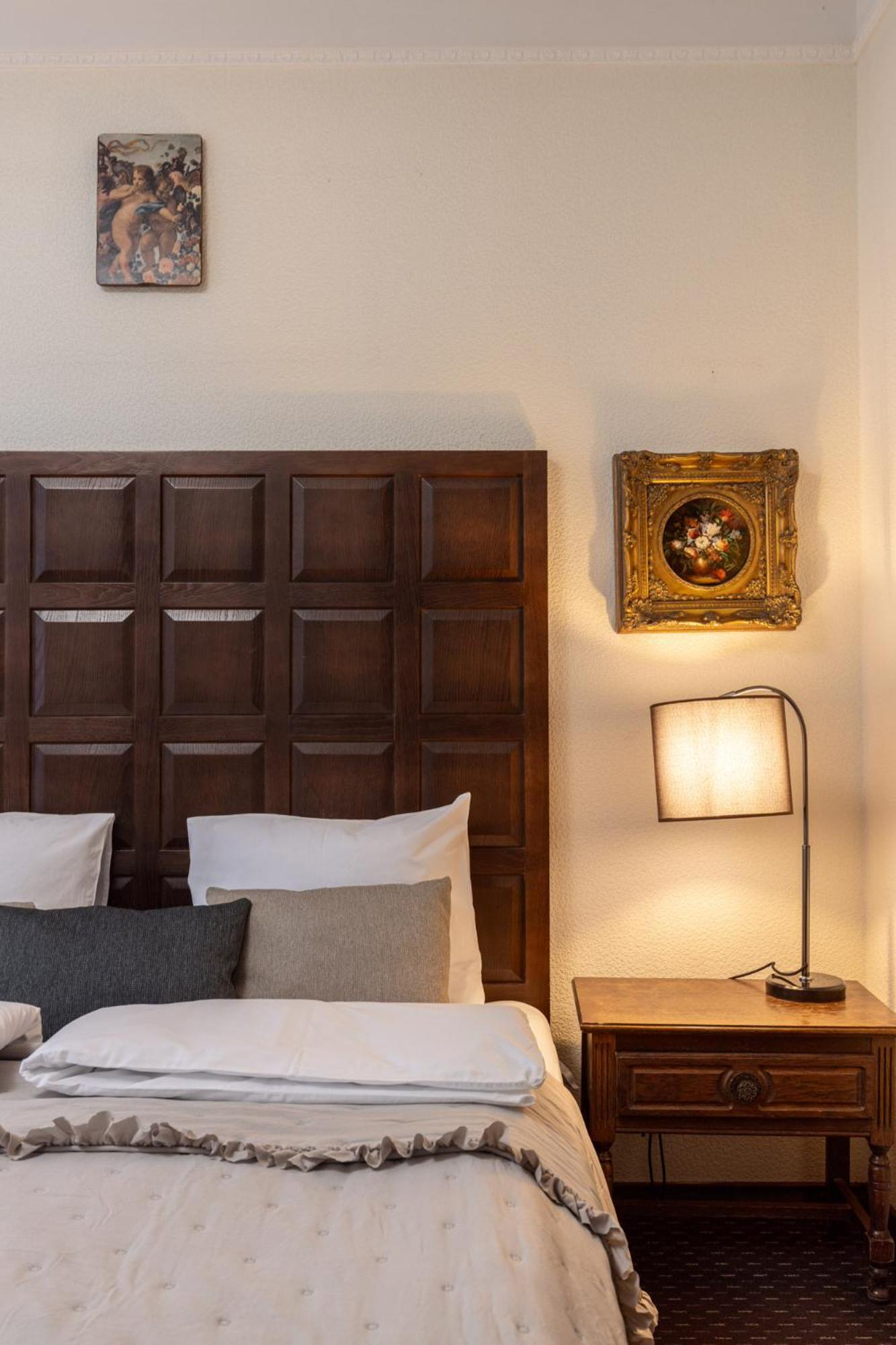 Standard Double Room - Photo 4
