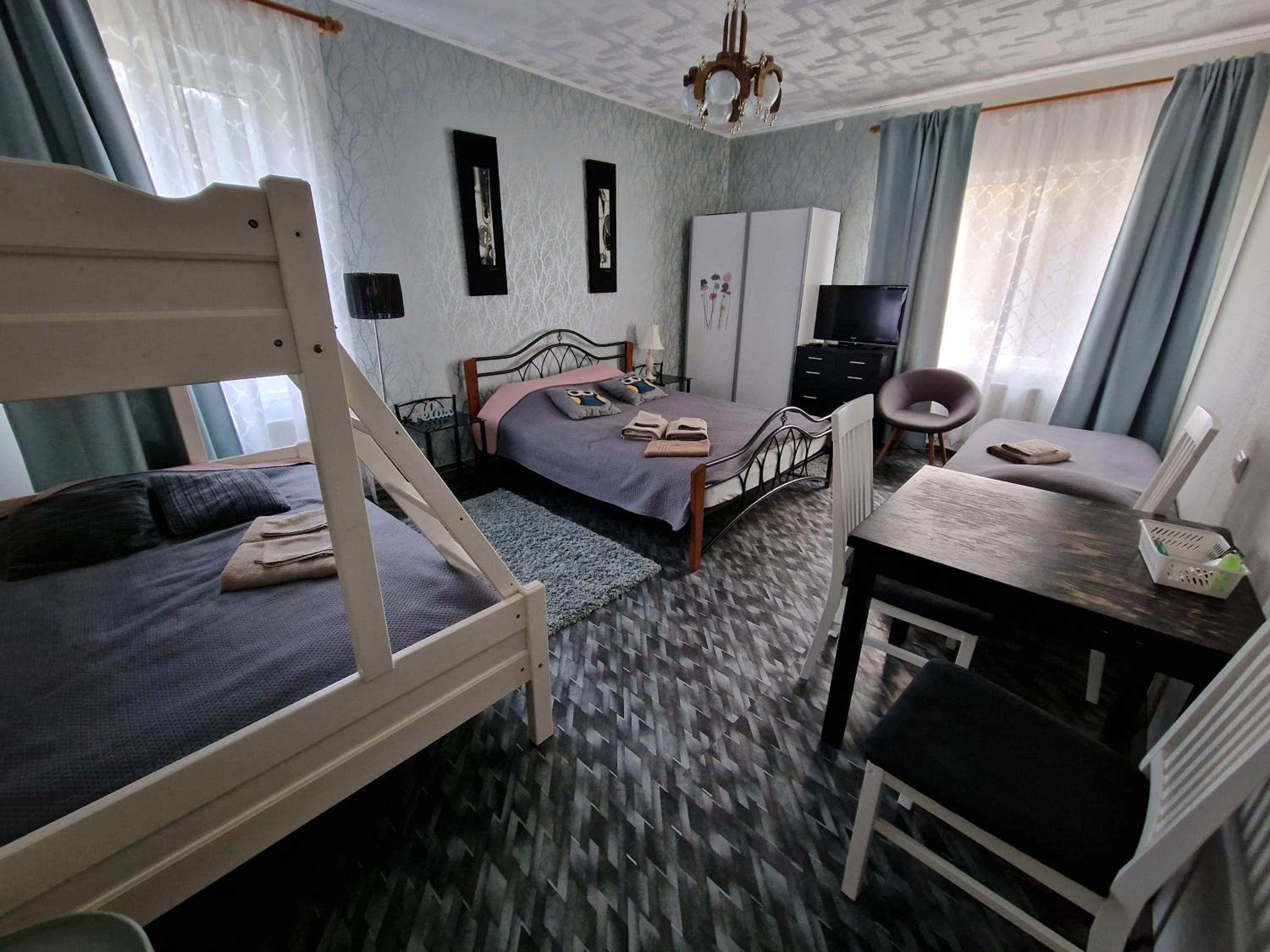 Family Room photo 2
