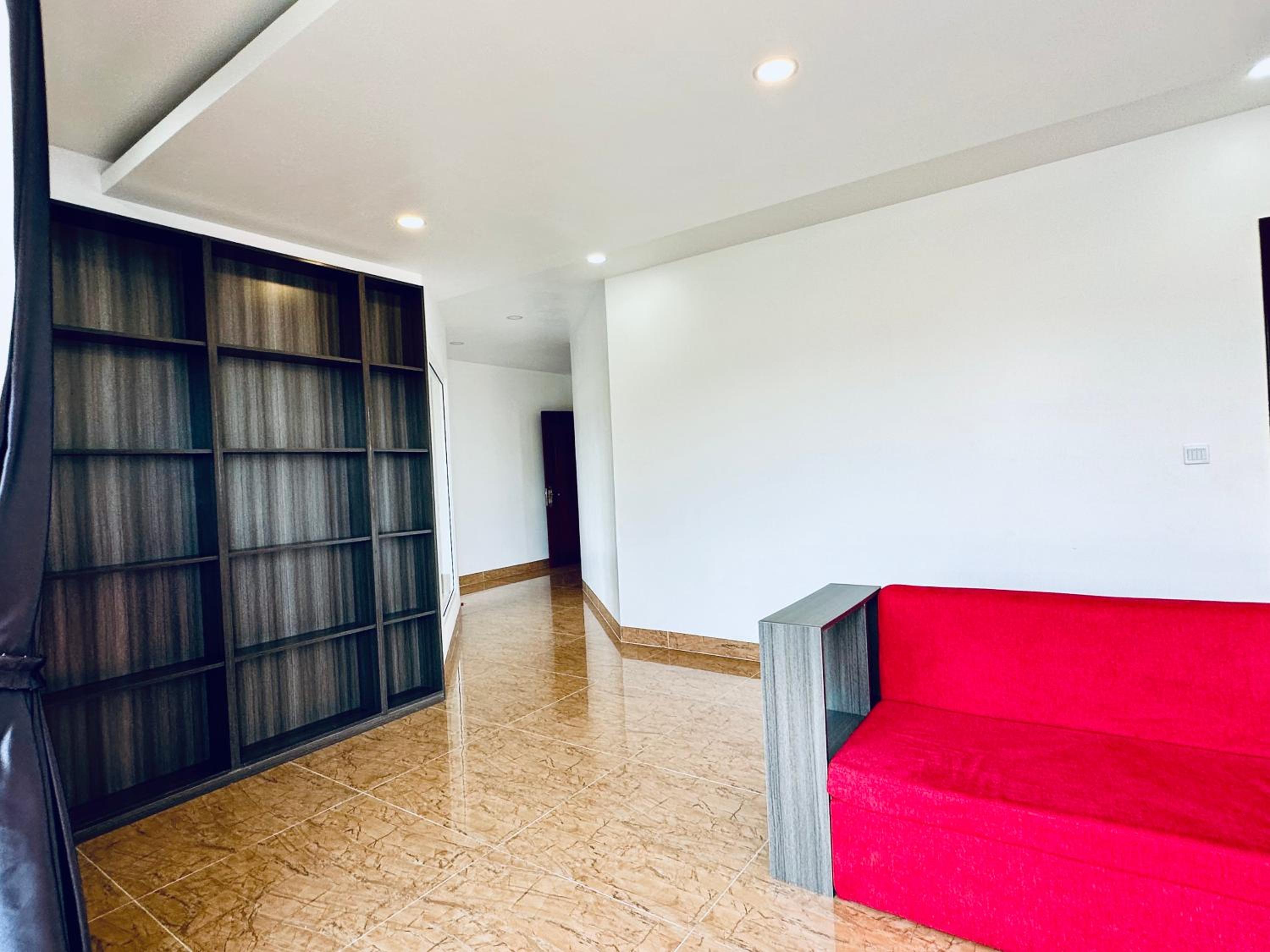 Family Room with Mountain View - Photo 8