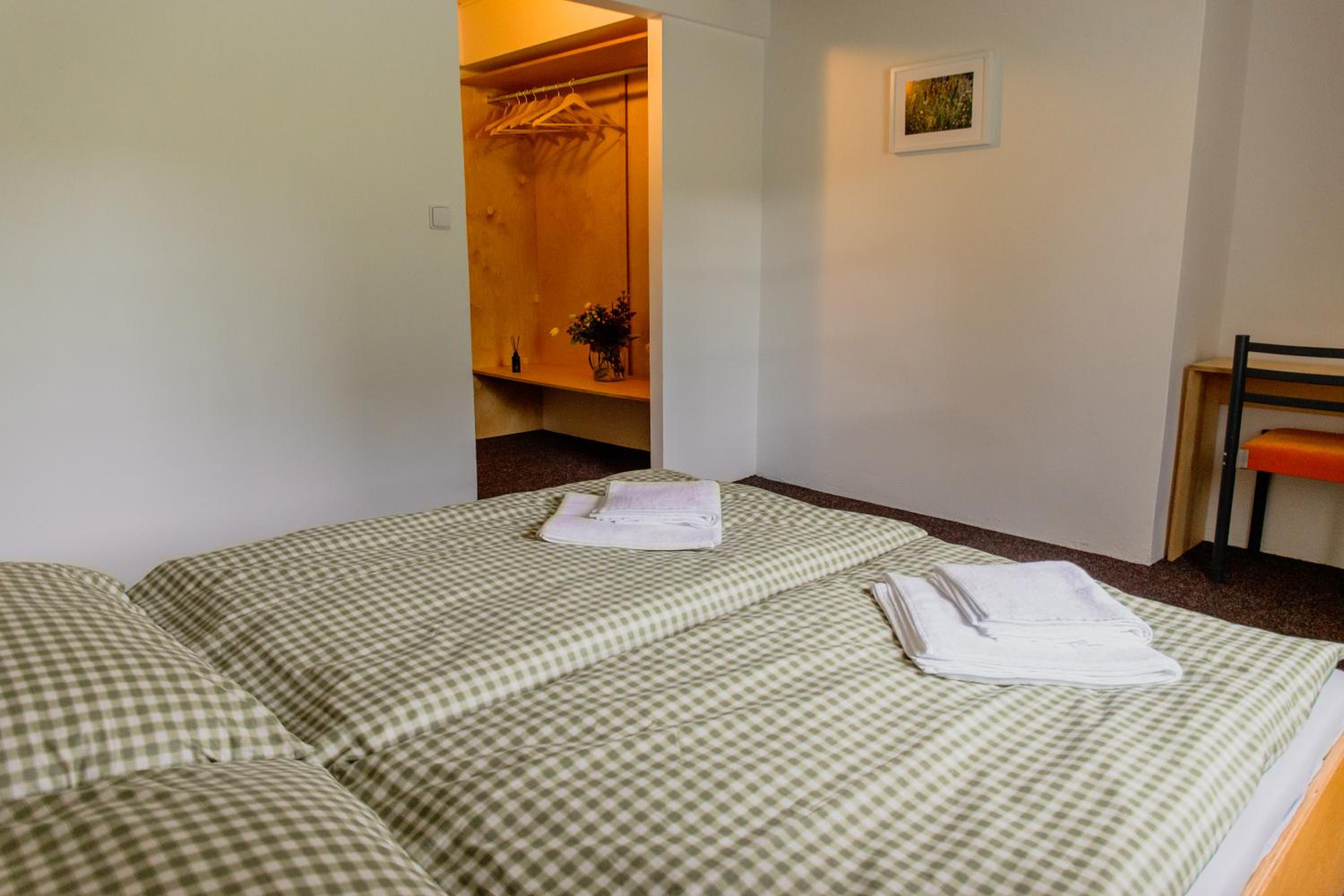 Standard Double or Twin Room photo 2