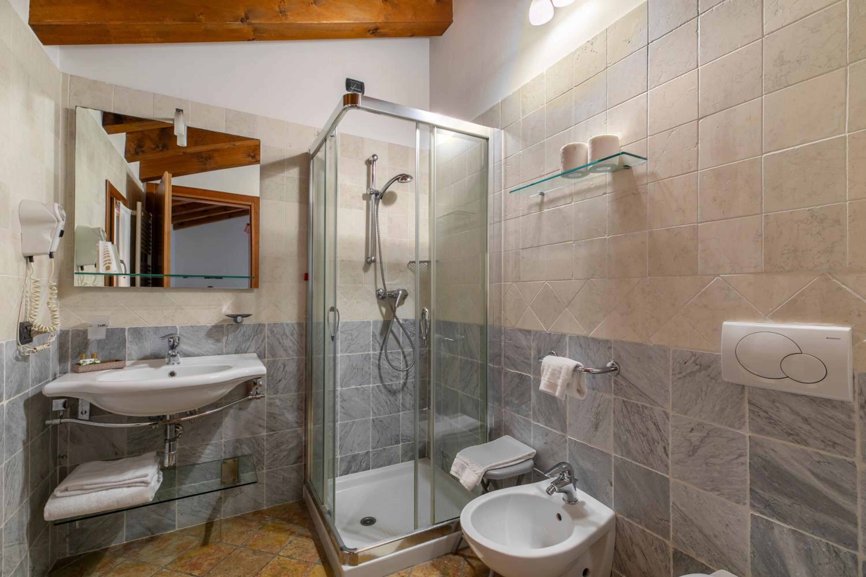Deluxe Single Room photo 2