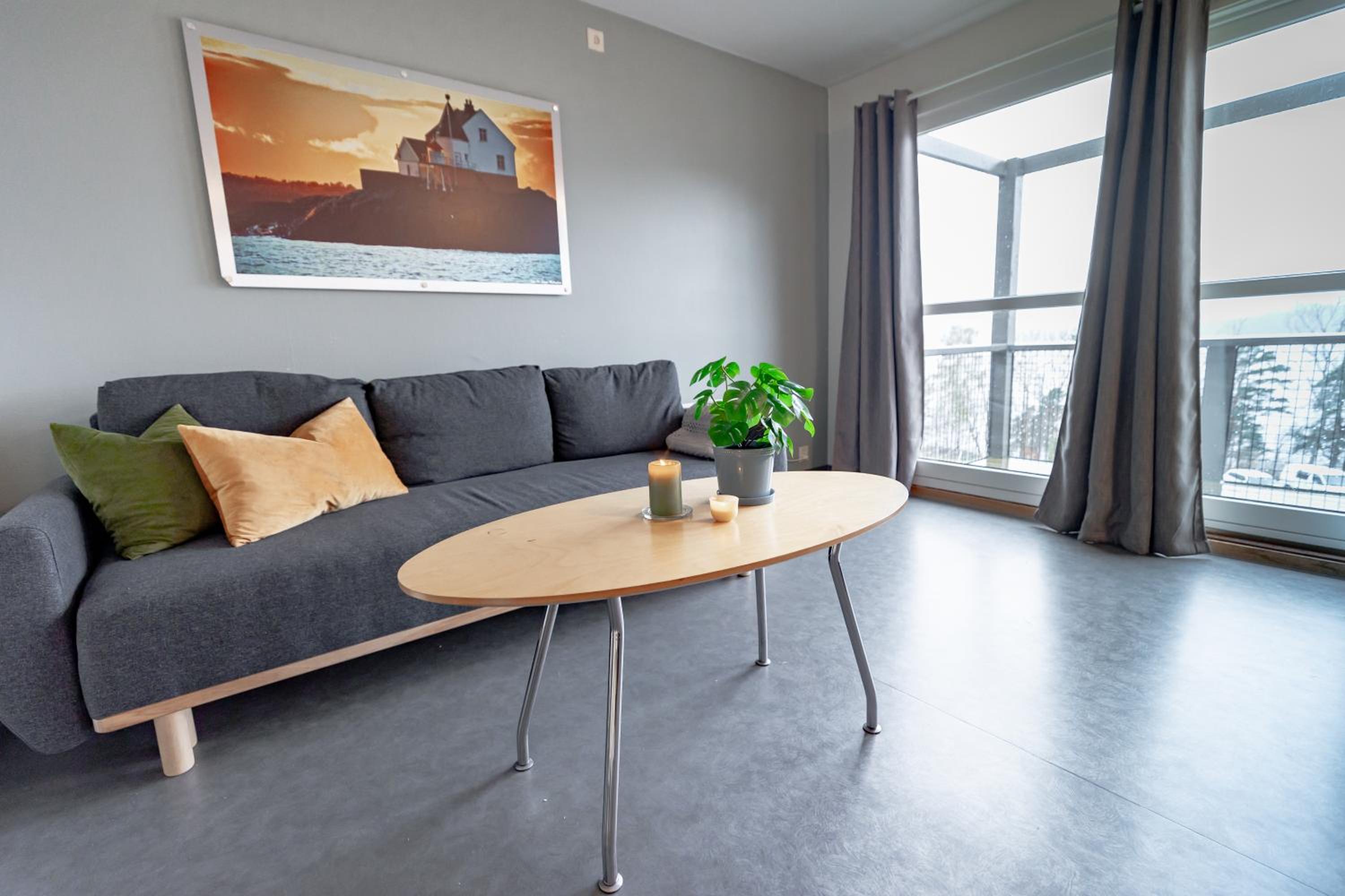 Three-Bedroom Apartment - Photo 3