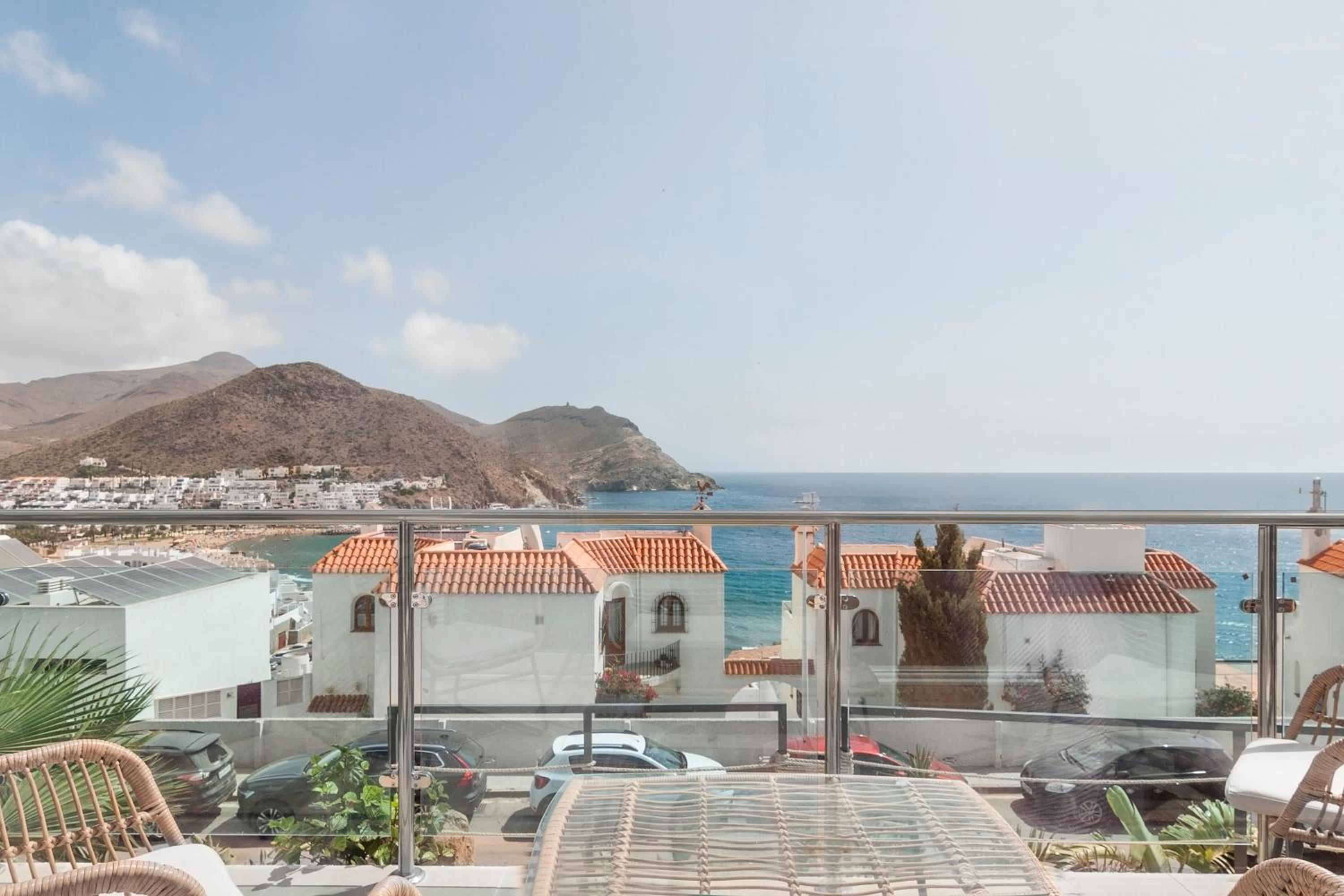 Apartment With Sea View photo 3