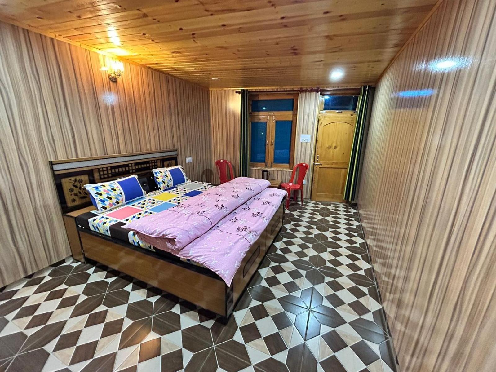 Deluxe Double Room With Balcony And Sea View