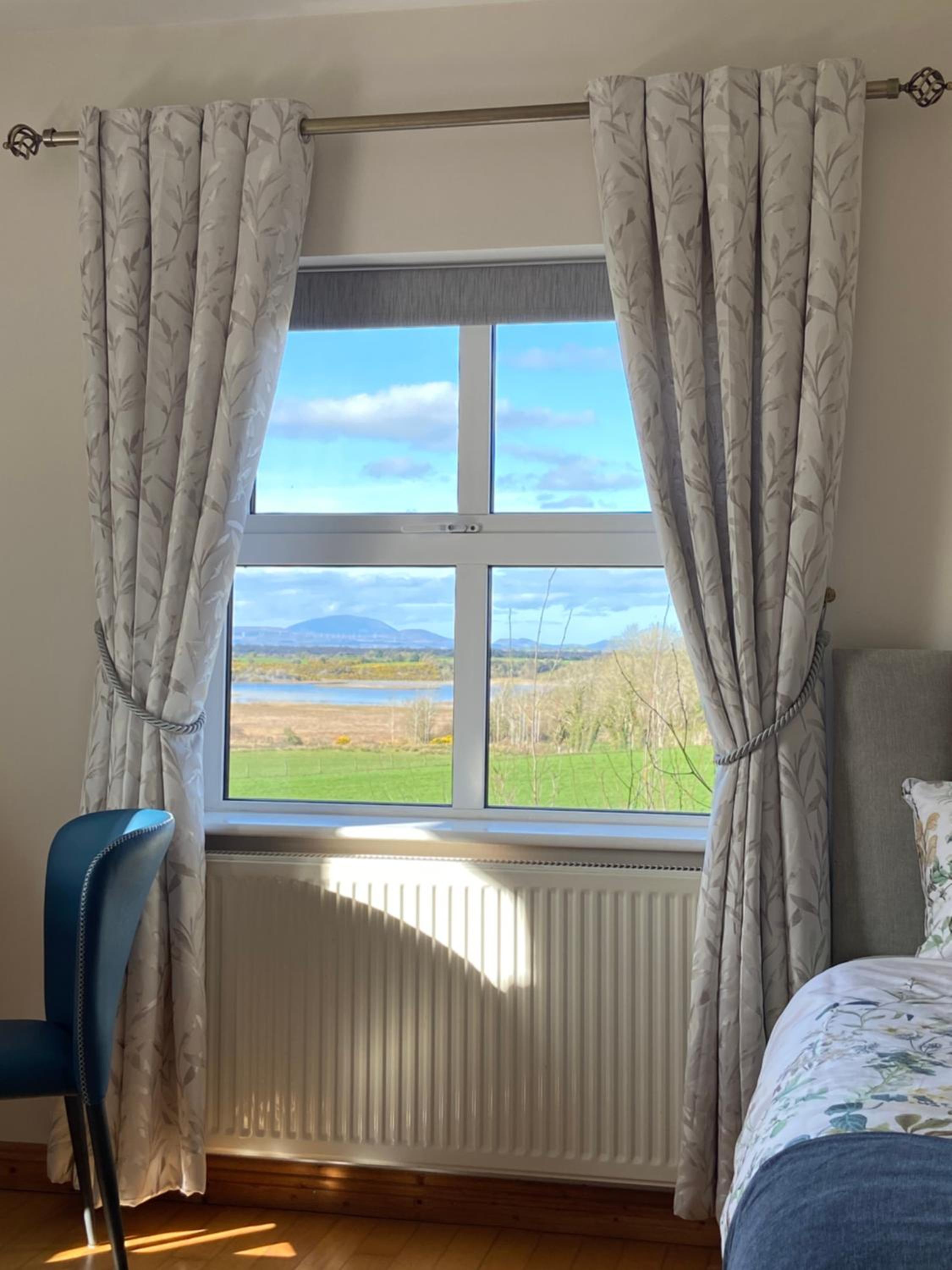 Double or Twin Room with Lake View photo 2