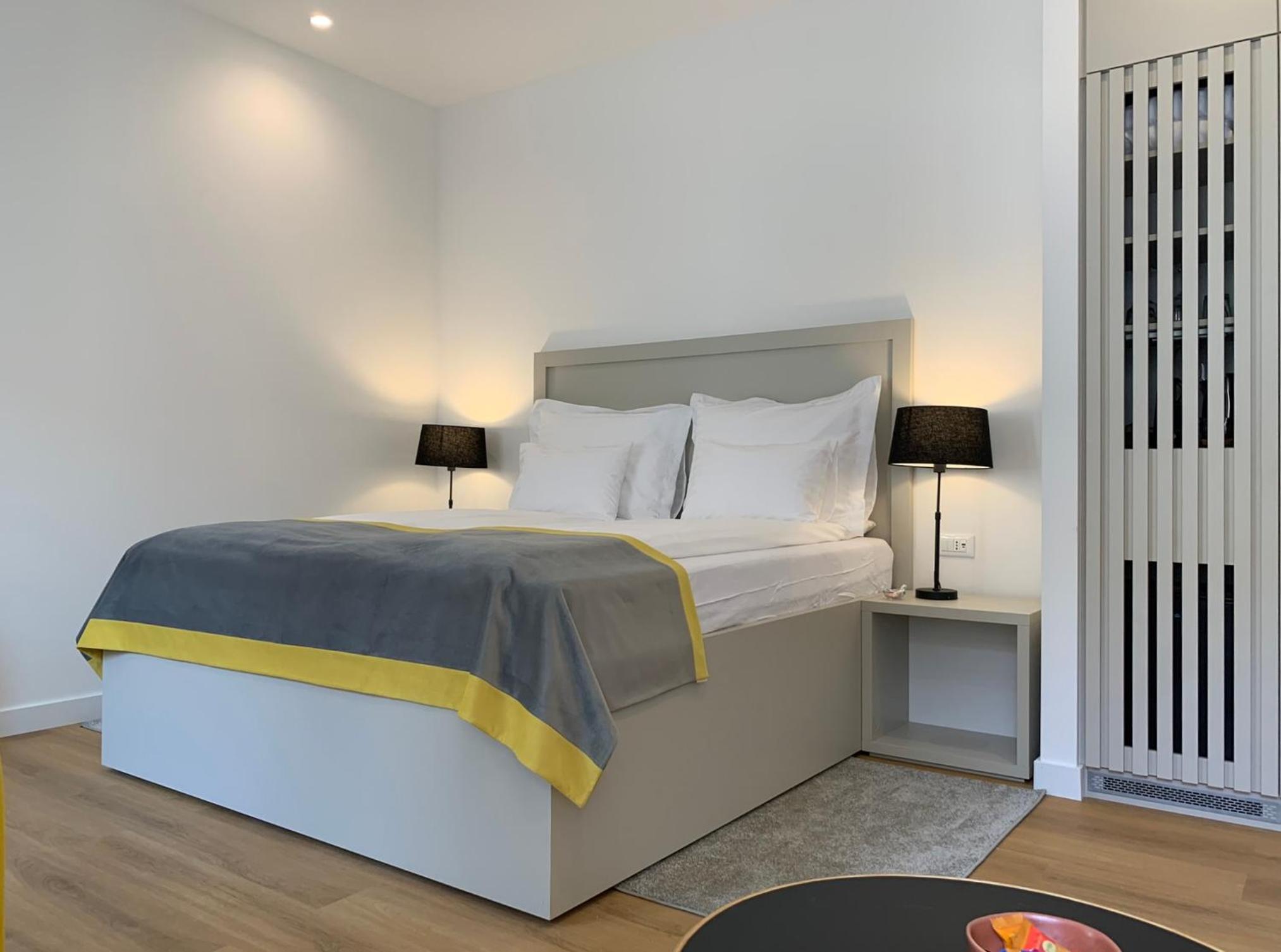 Deluxe King Room With Palace View photo 3