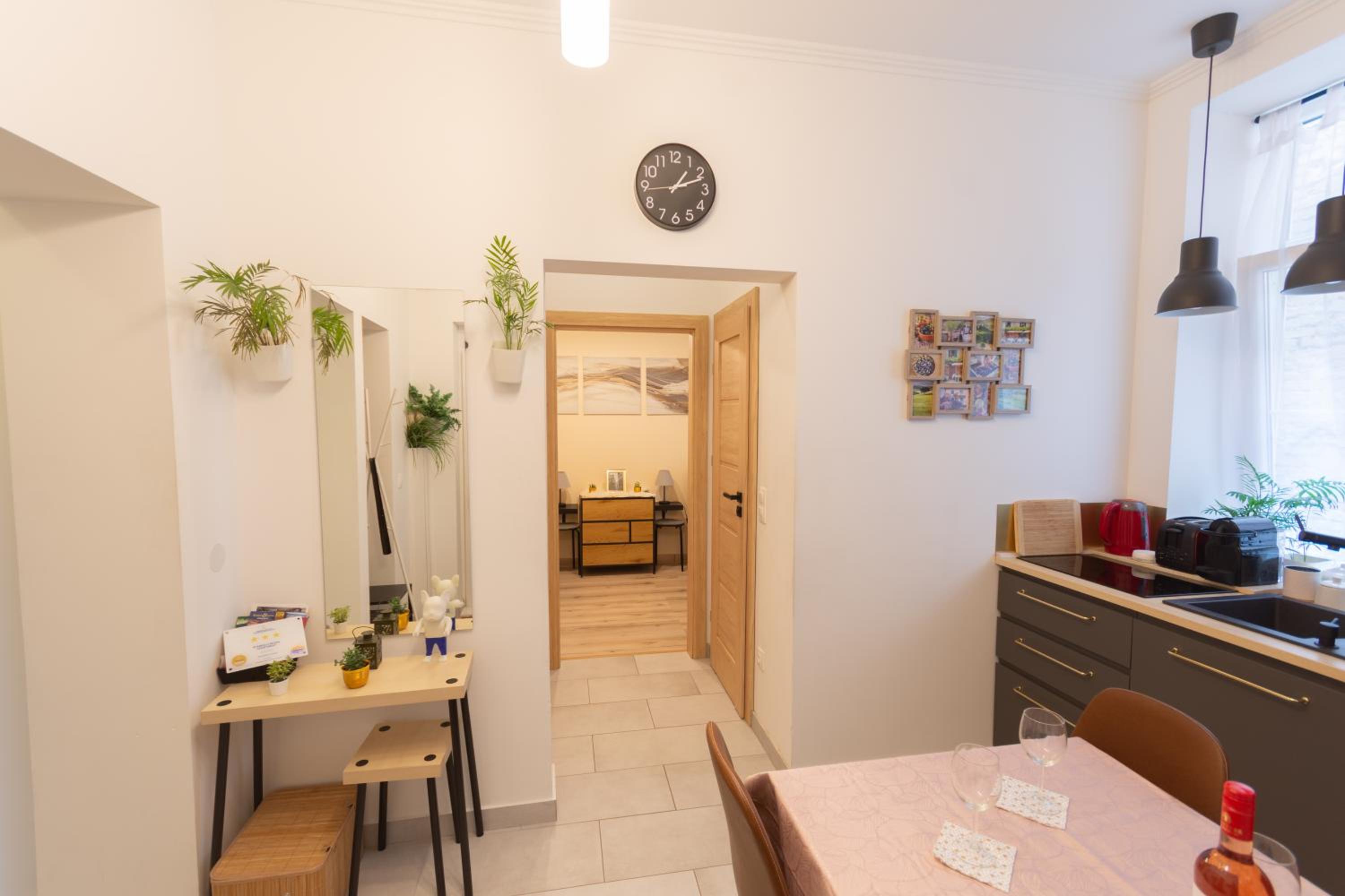 Three-Bedroom Apartment - Photo 17