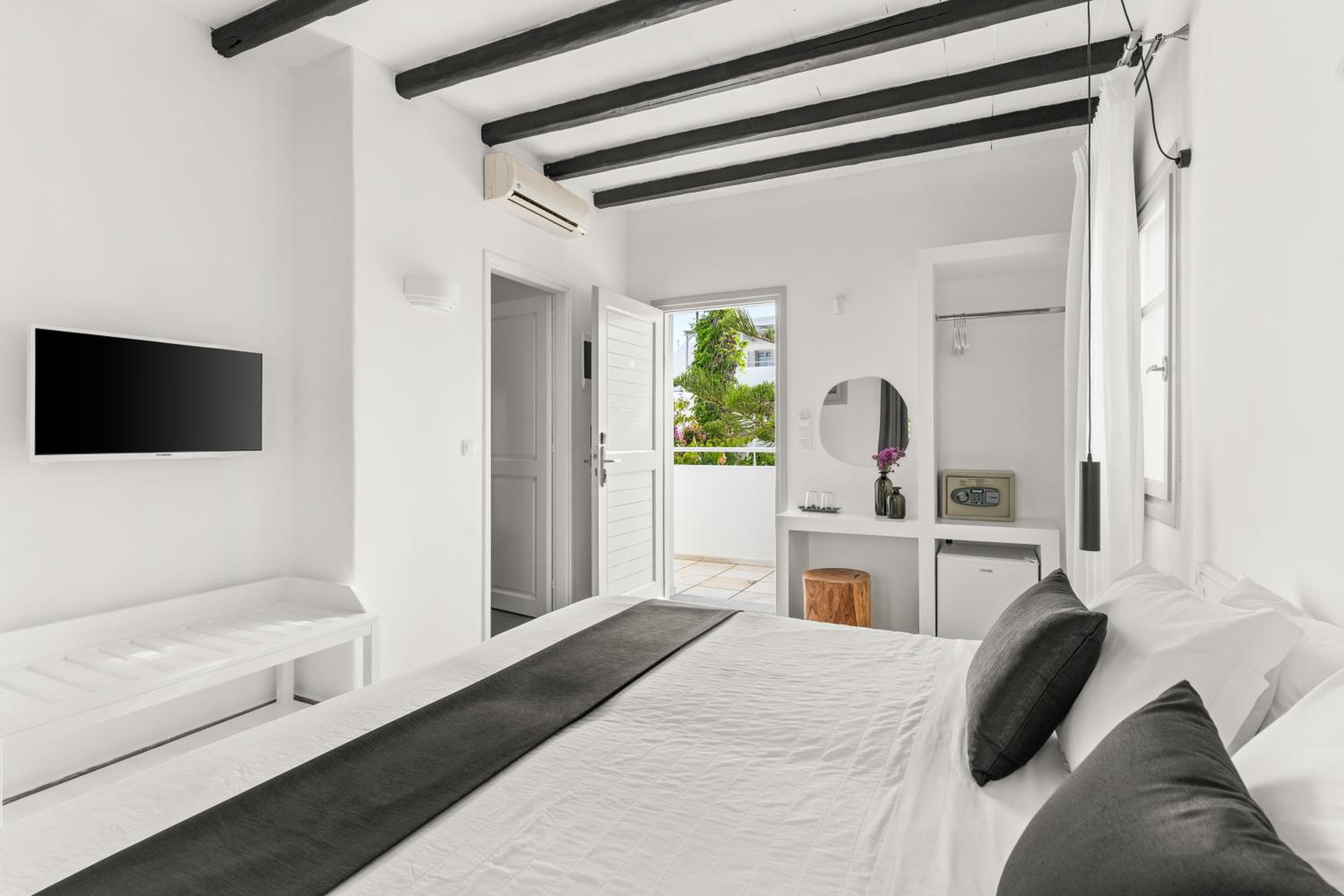 Superior Double Garden View Room photo 2