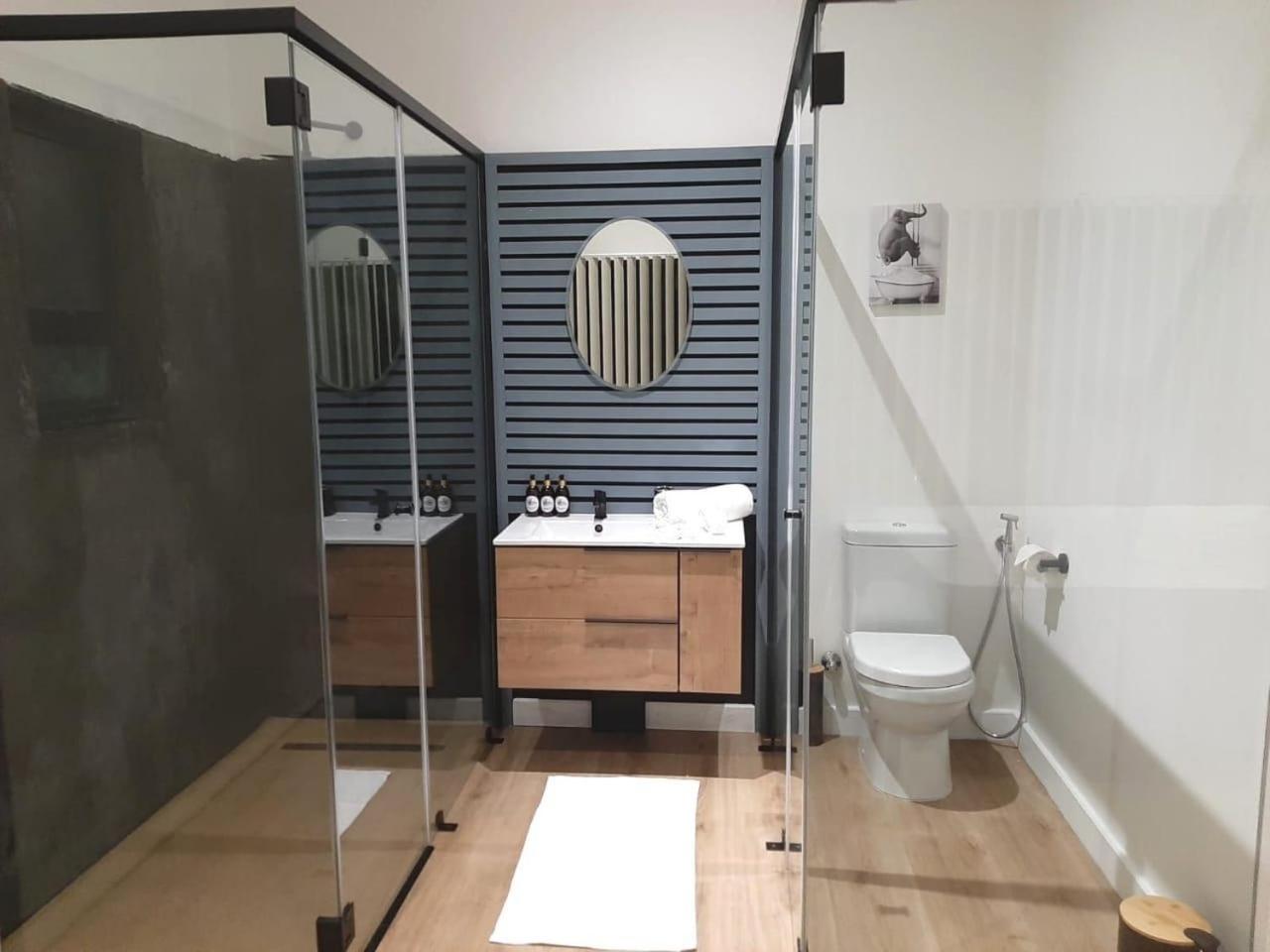 Large Double Room photo 2