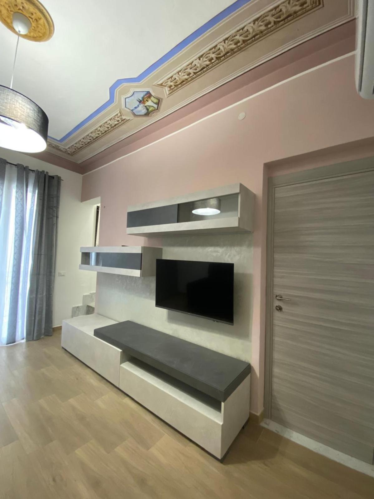 Two-Bedroom Apartment photo 3
