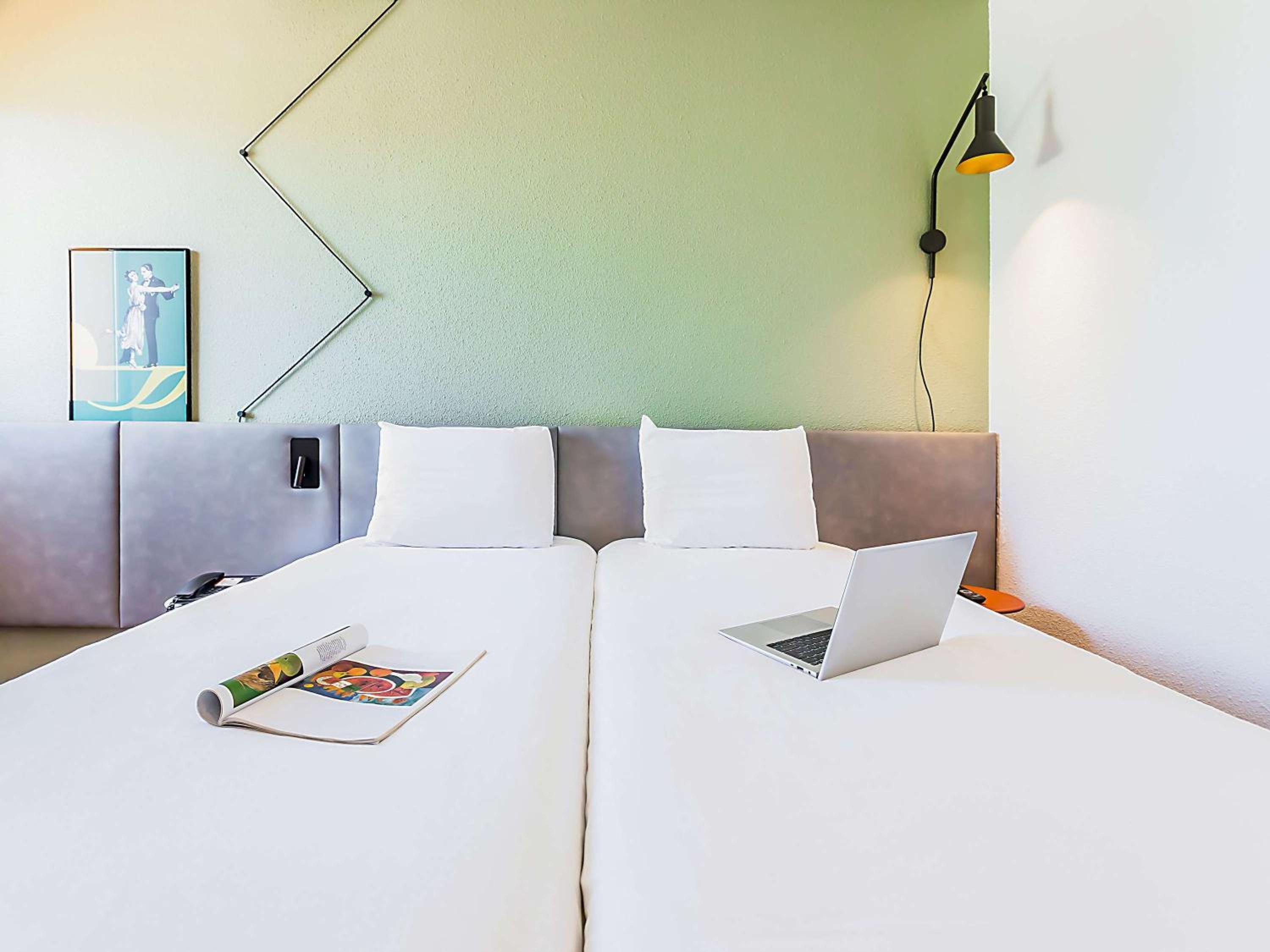 Standard Twin Room - Photo 1