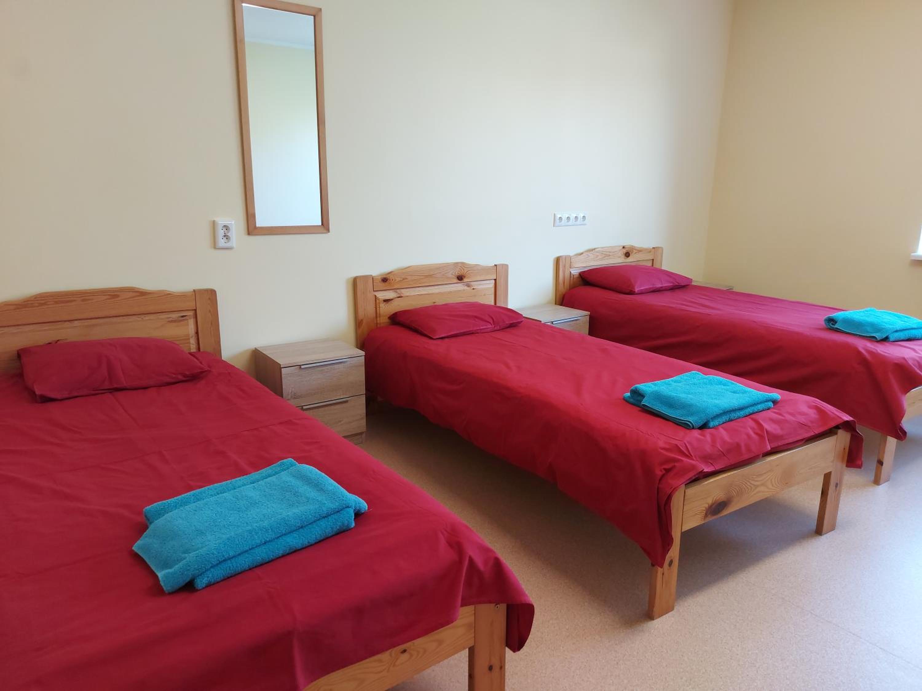 Economy Quadruple Room photo 3