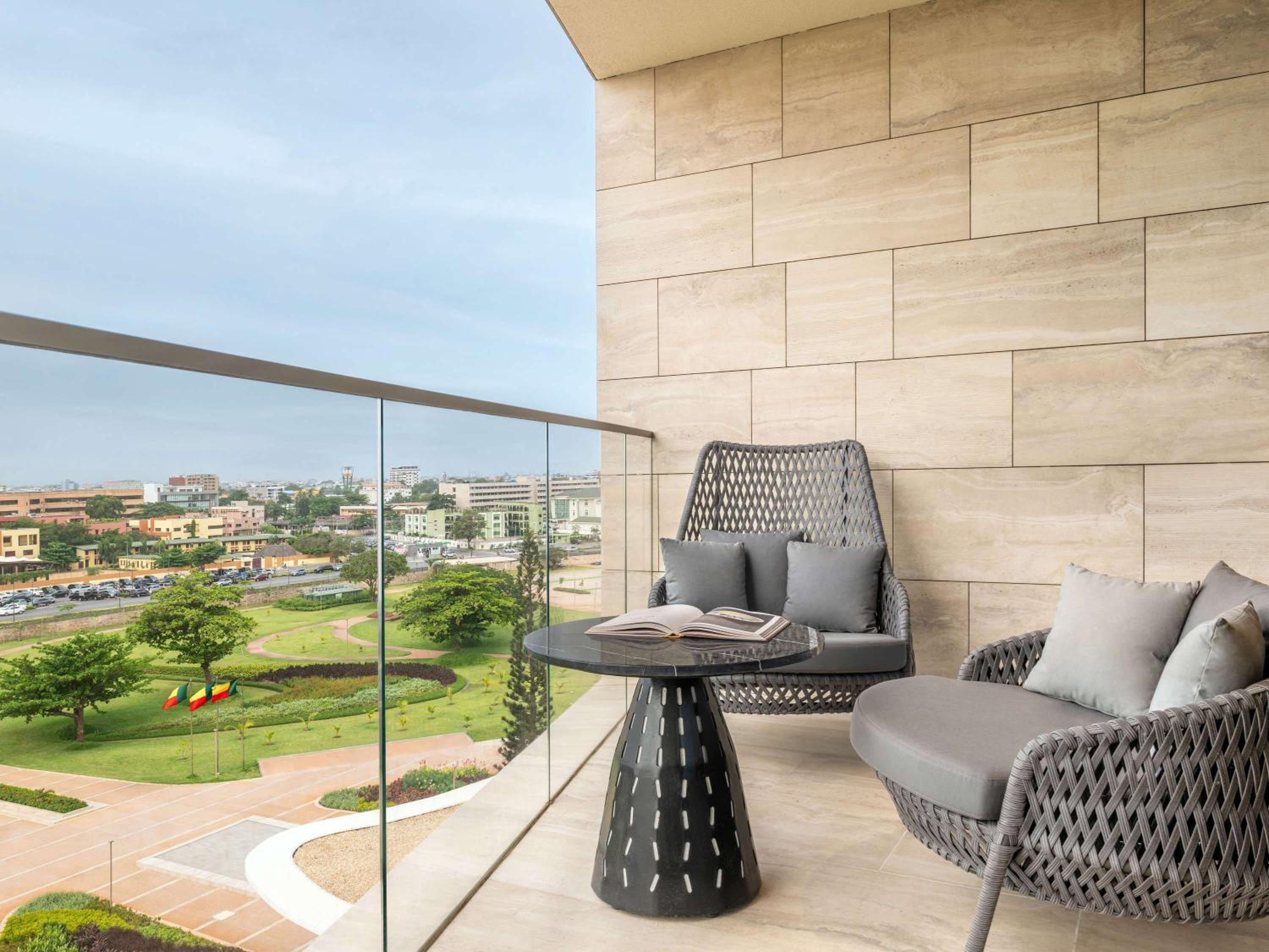 Luxury King Room photo 3