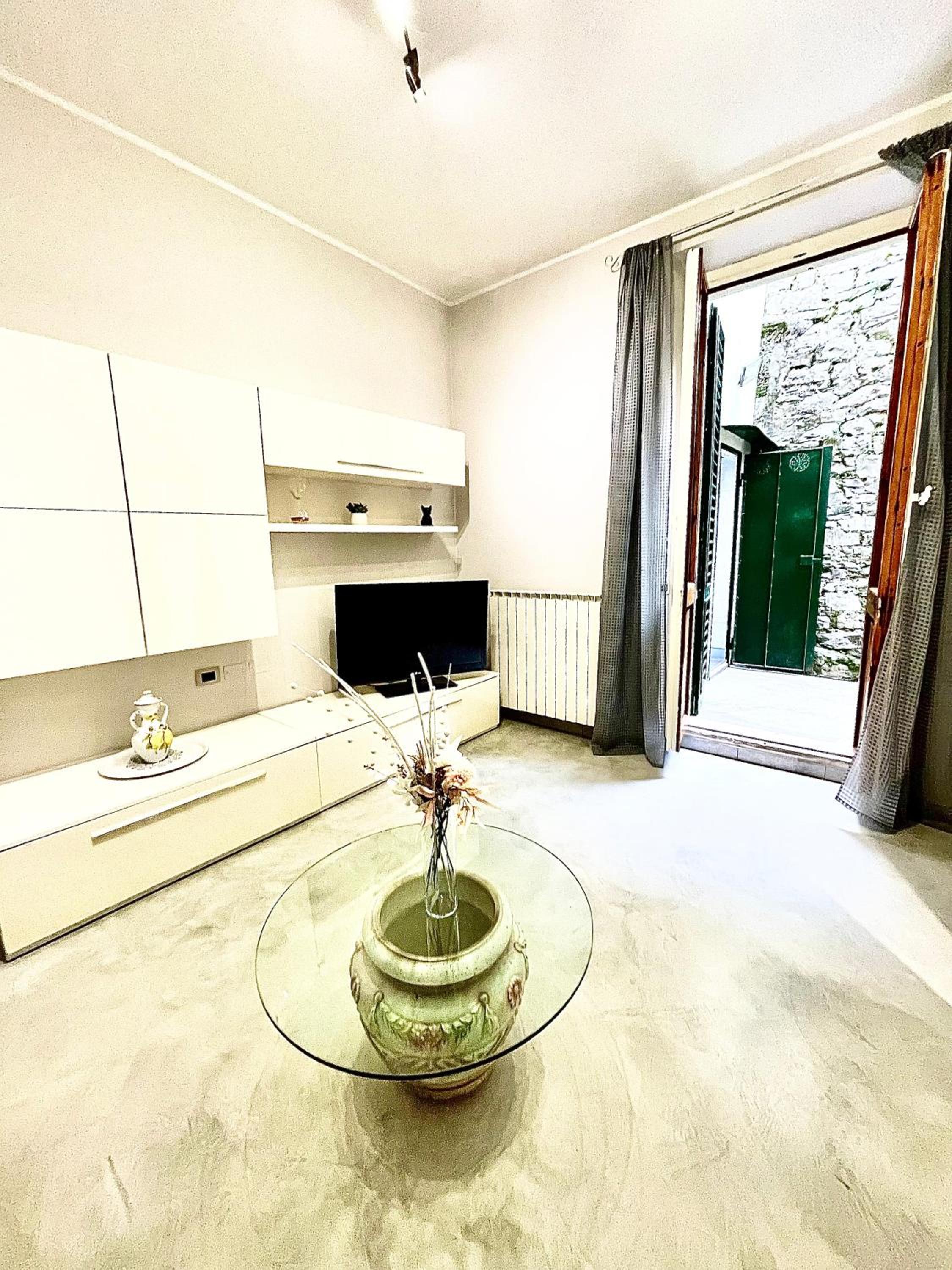 Apartment With View And Balcony photo 1