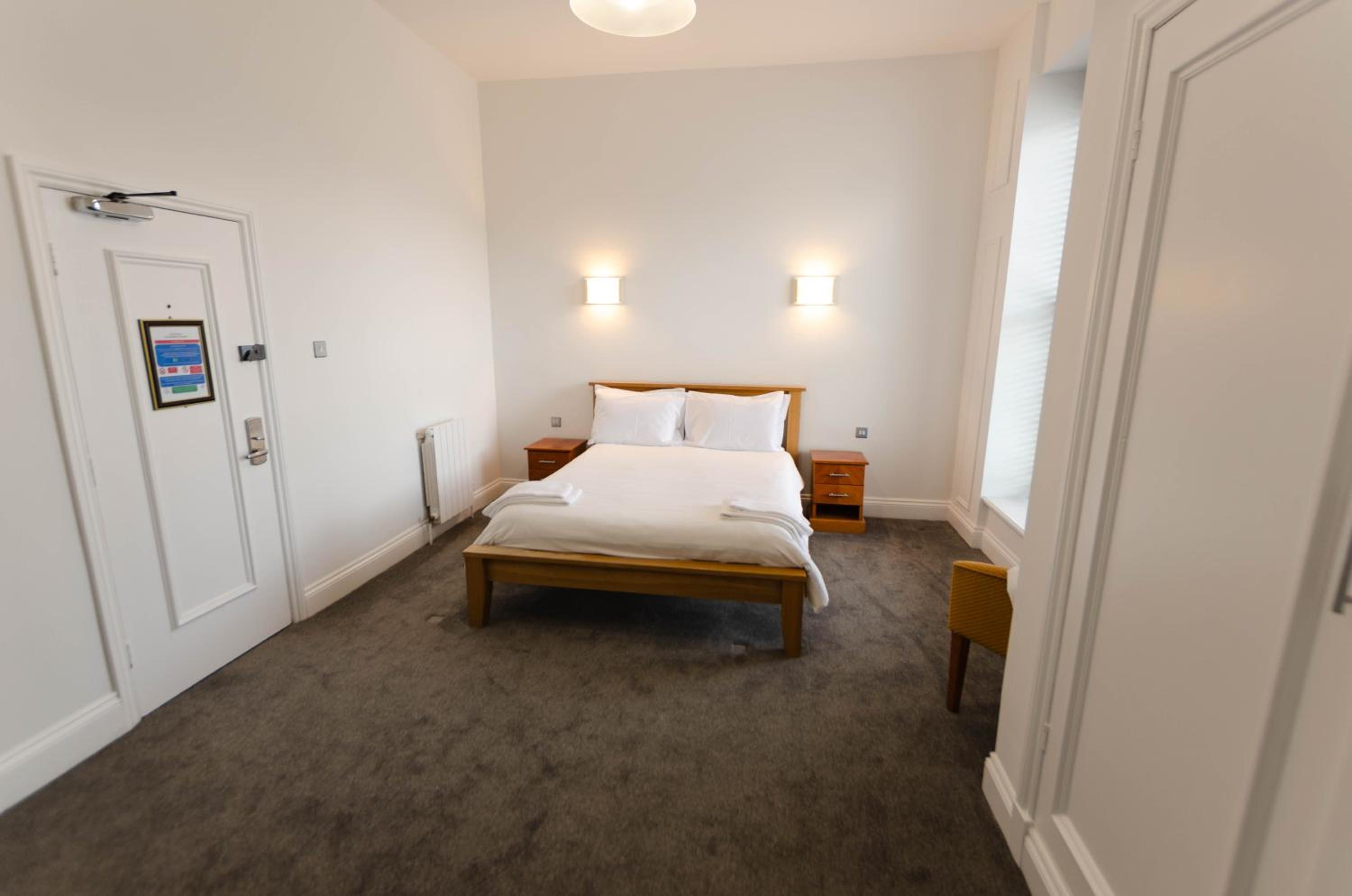 Standard Double Room photo 3