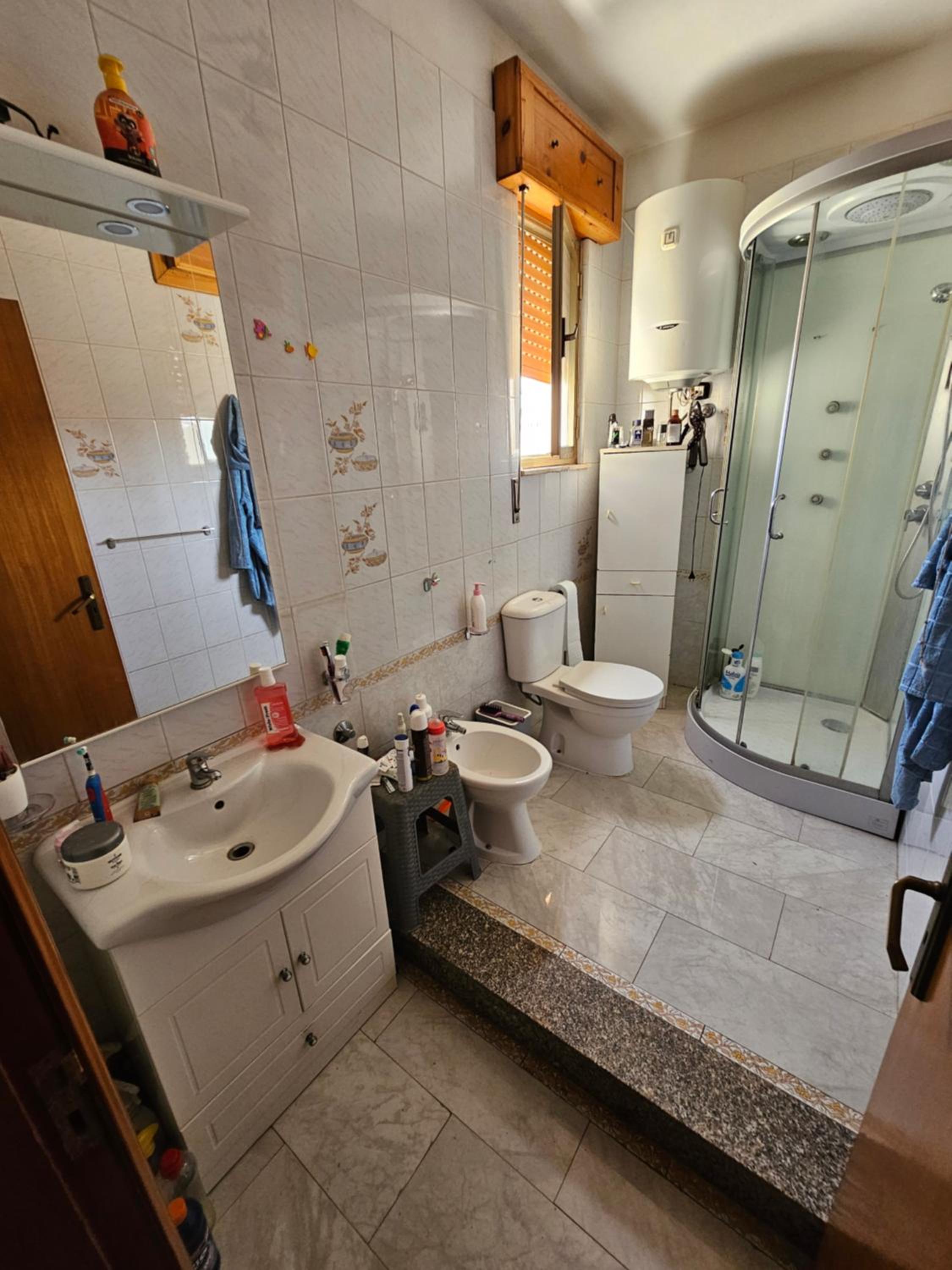 Three-Bedroom Deluxe Apartment photo 2