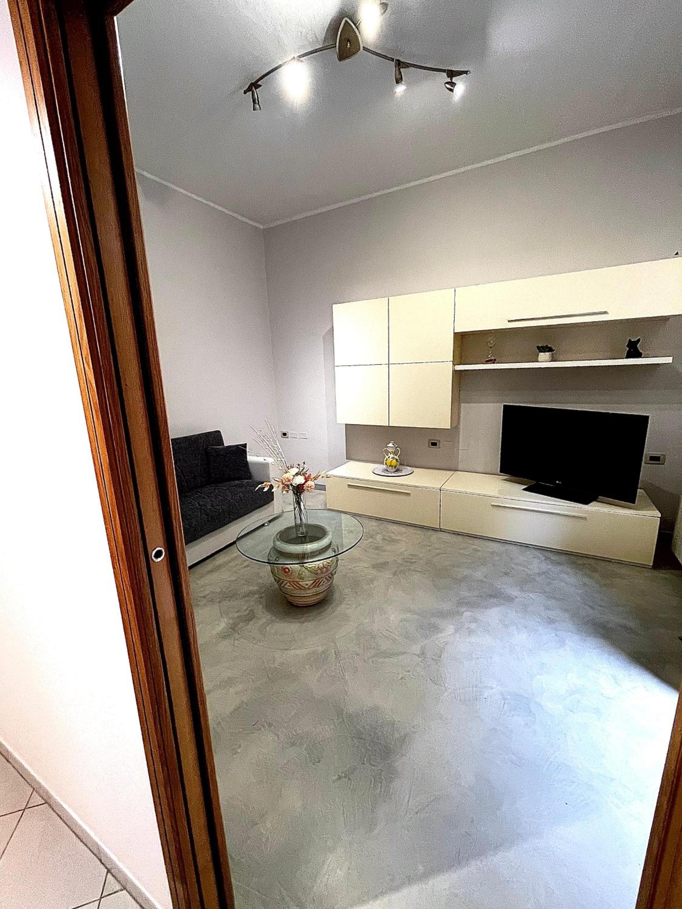 Apartment With View And Balcony photo 2
