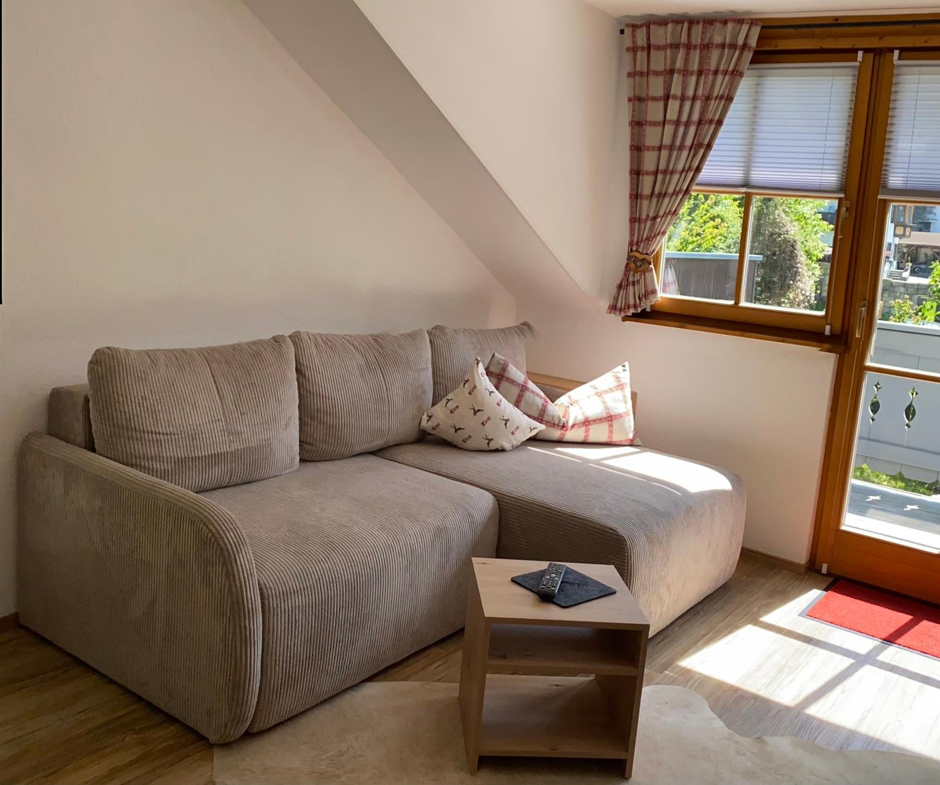 One-Bedroom Apartment with Balcony photo 1