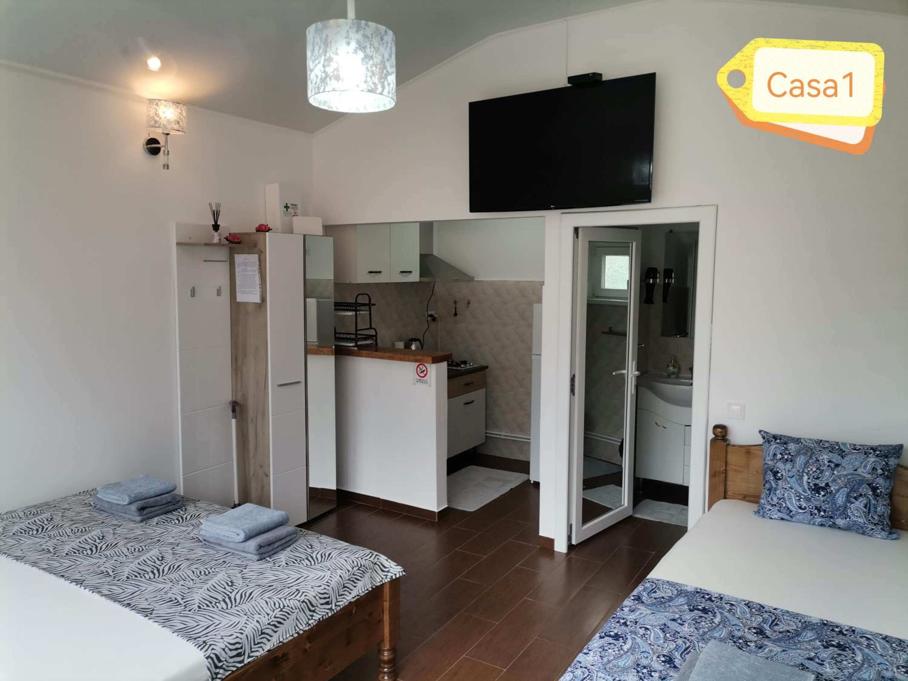One-Bedroom House photo 2