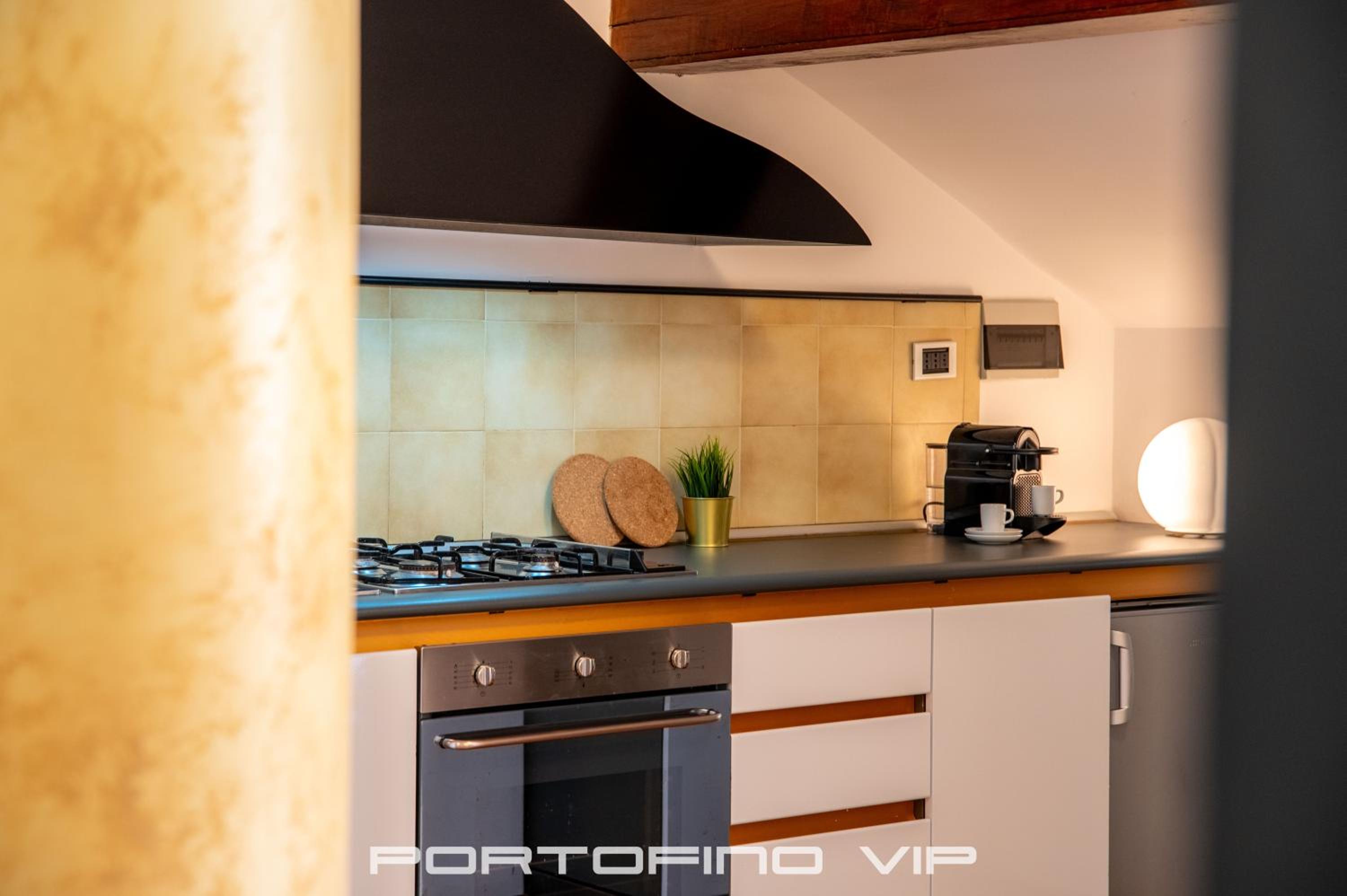 Two-Bedroom Apartment - Photo 25
