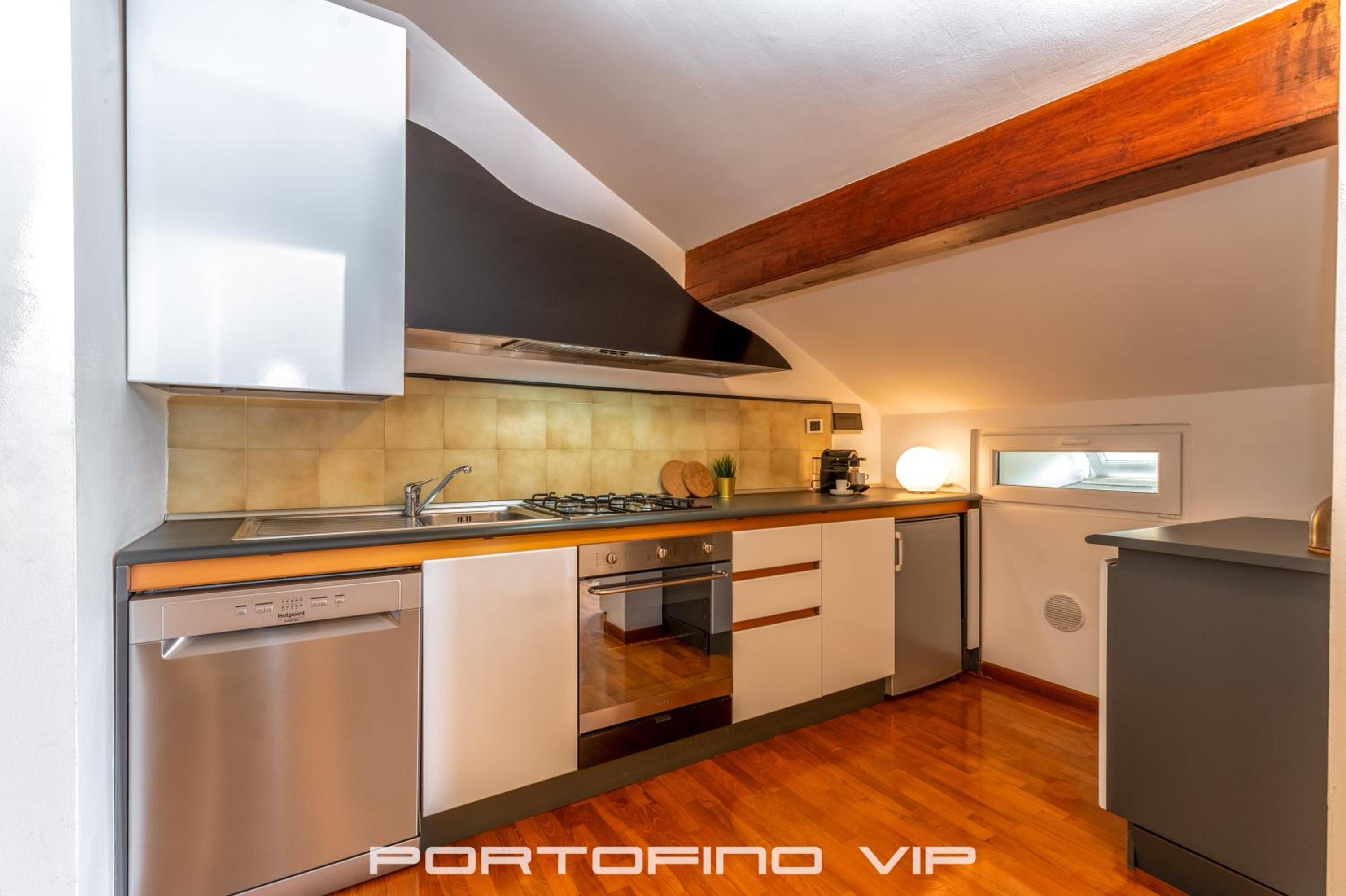 Two-Bedroom Apartment - Photo 24