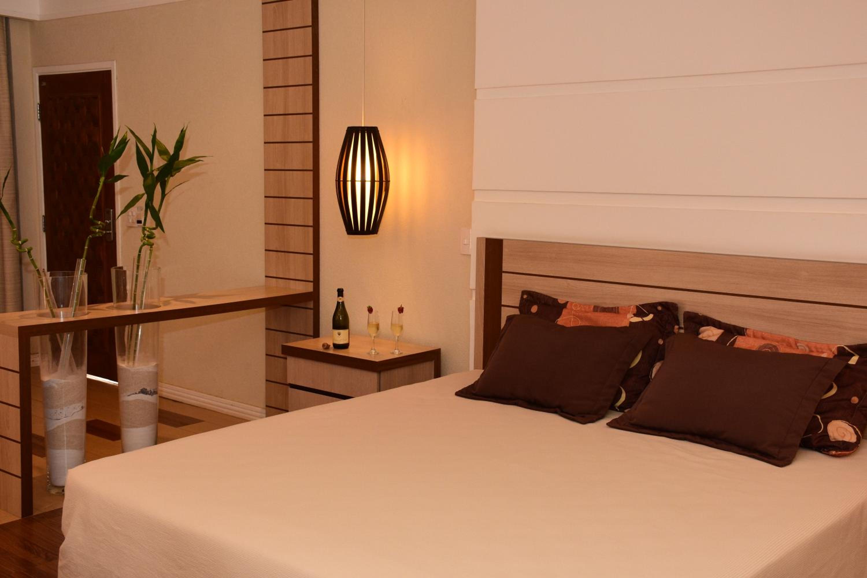 Double Room with Spa Bath photo 3