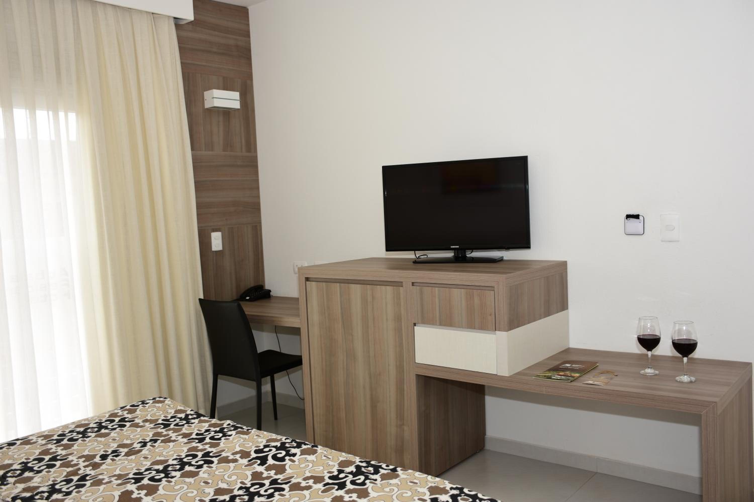 Double or Twin Room photo 3