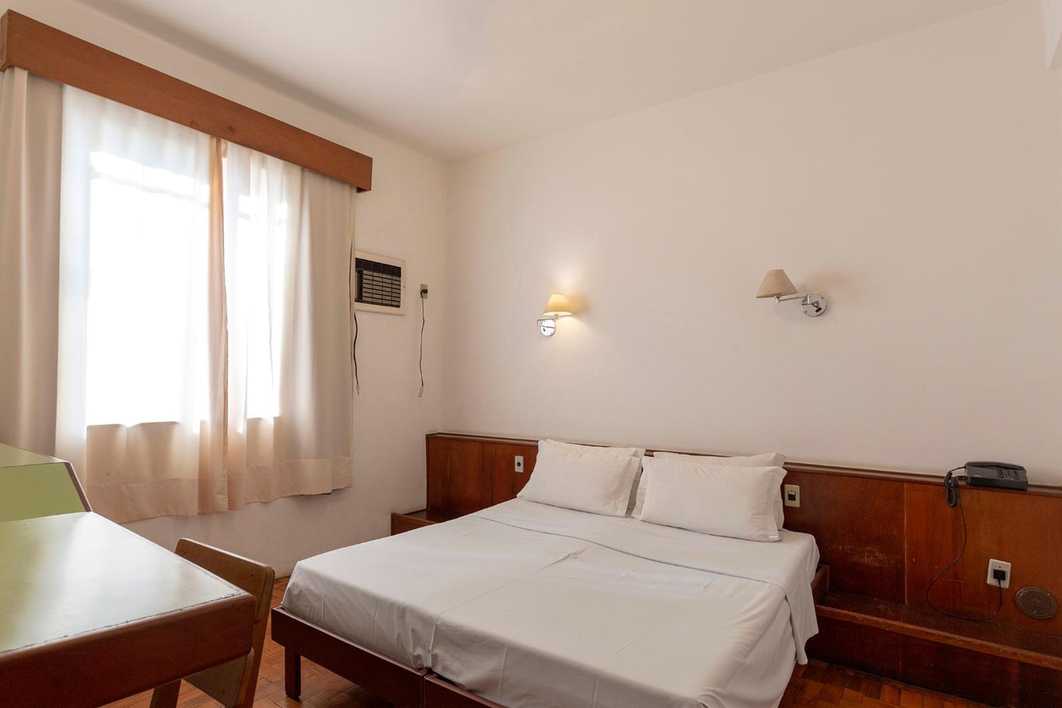 Standard Double Room - Photo 6