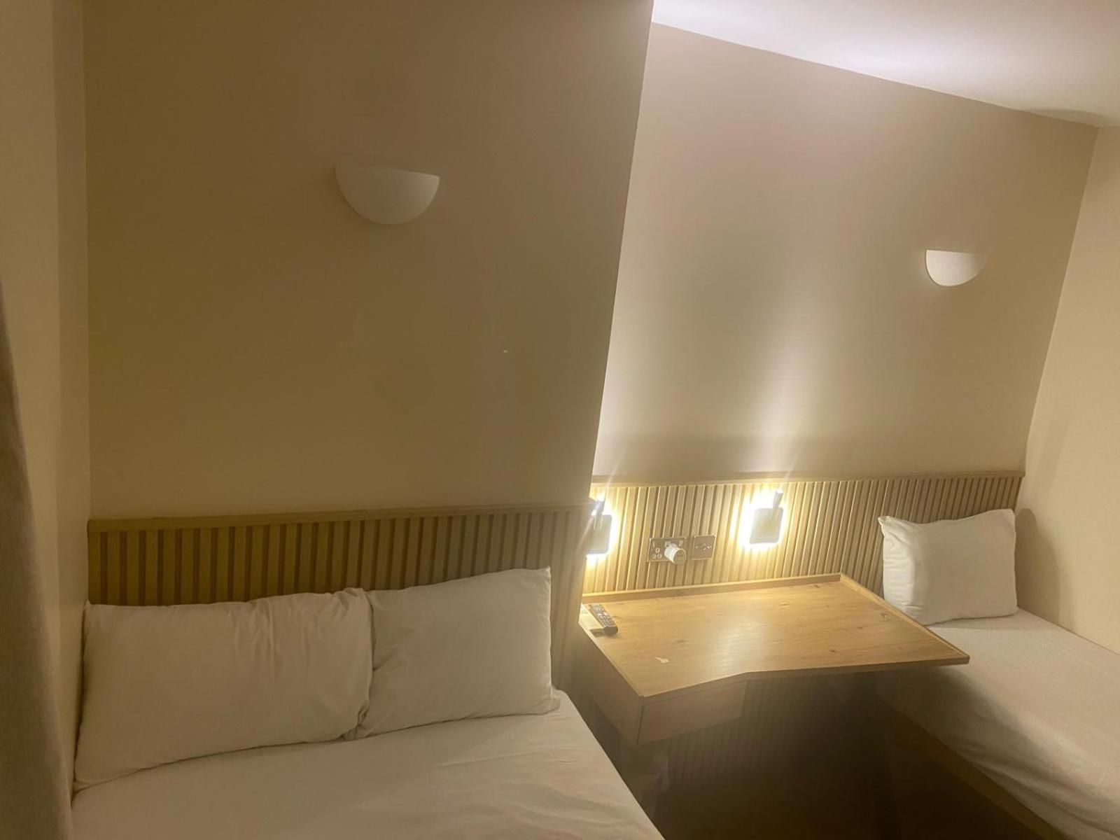 En Suite Triple Room photo 1