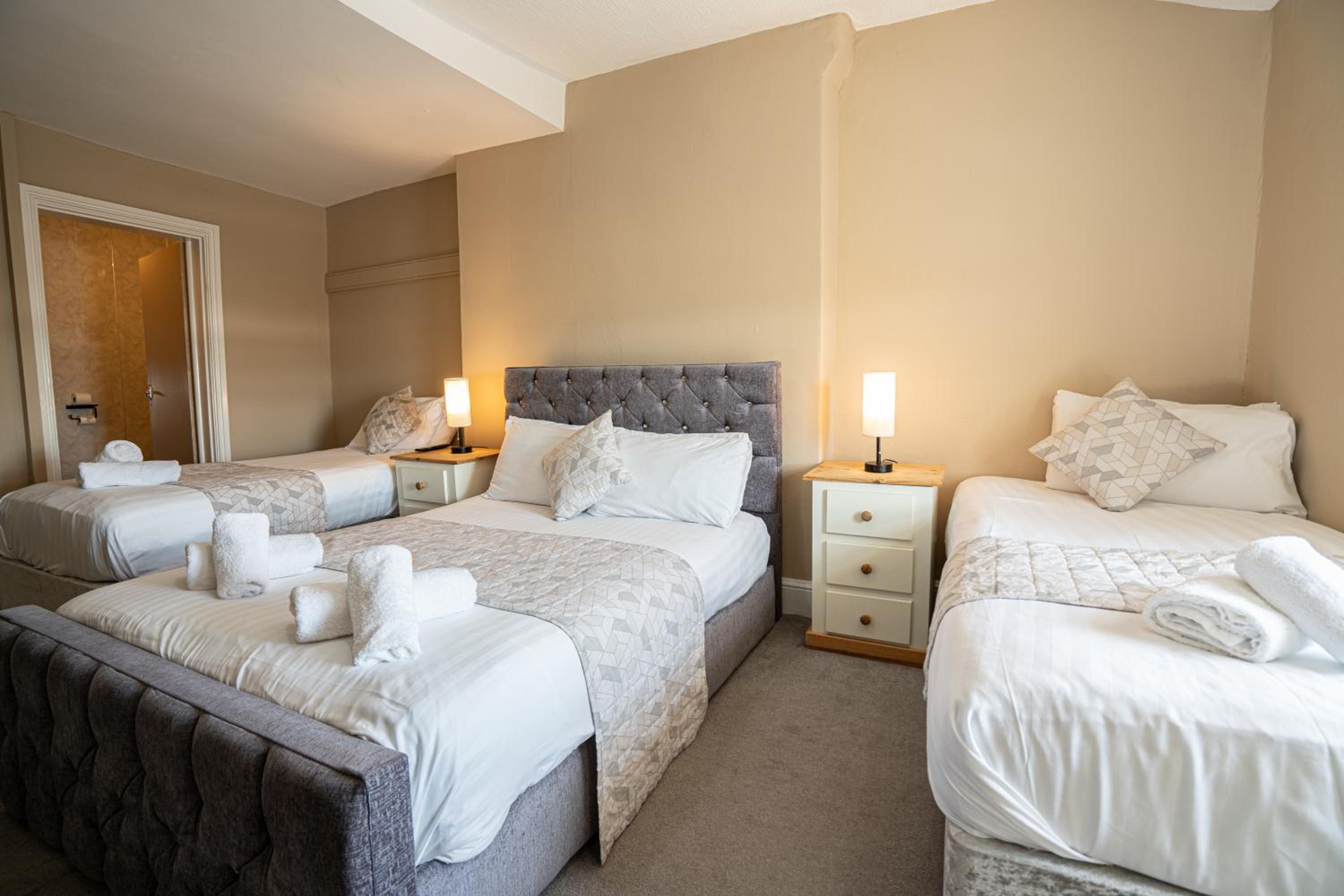 Comfort Quadruple Room photo 1