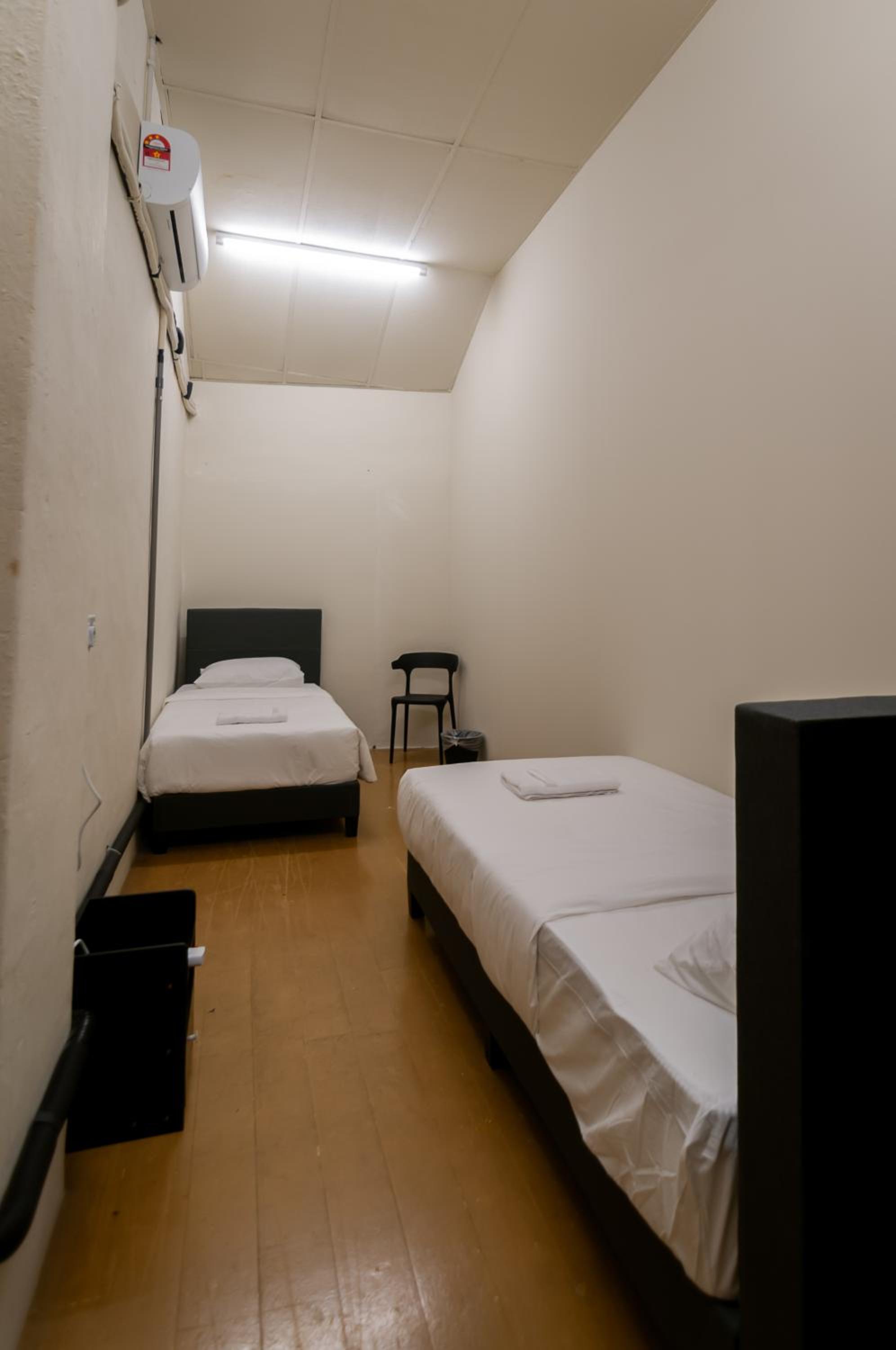 Double Room with Shared Bathroom photo 1