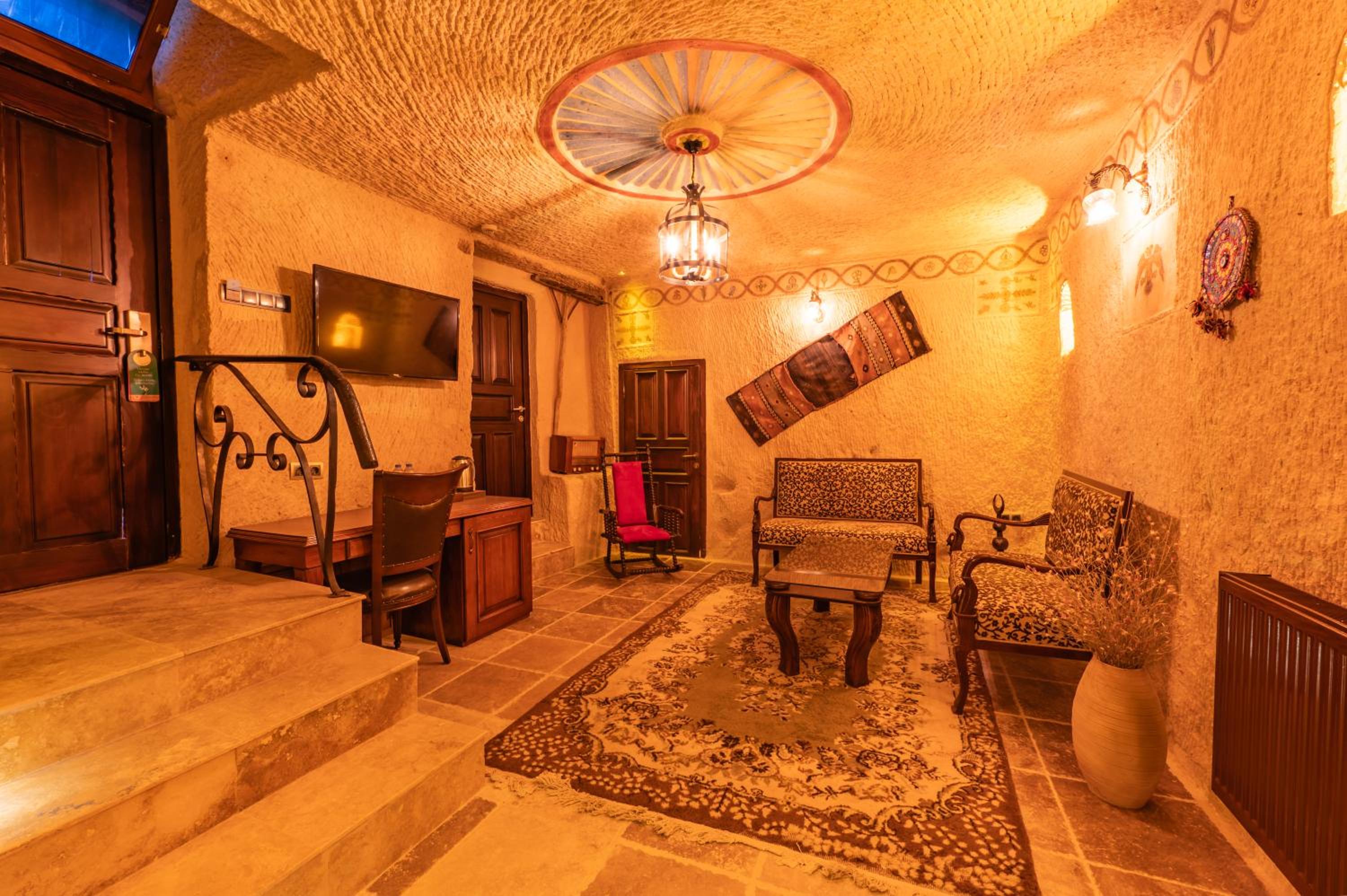 Cellar - Photo 10