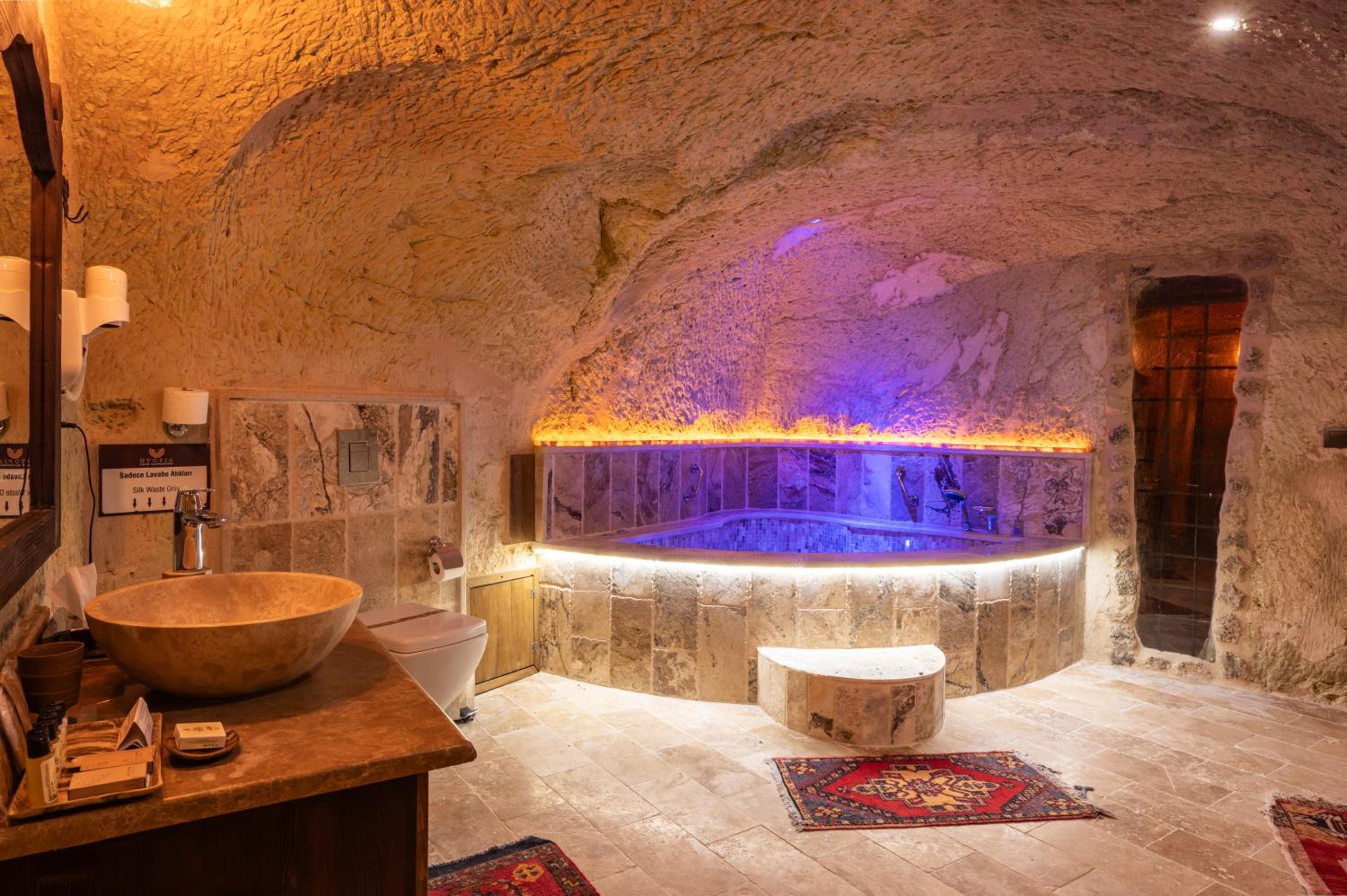 Cellar - Photo 8