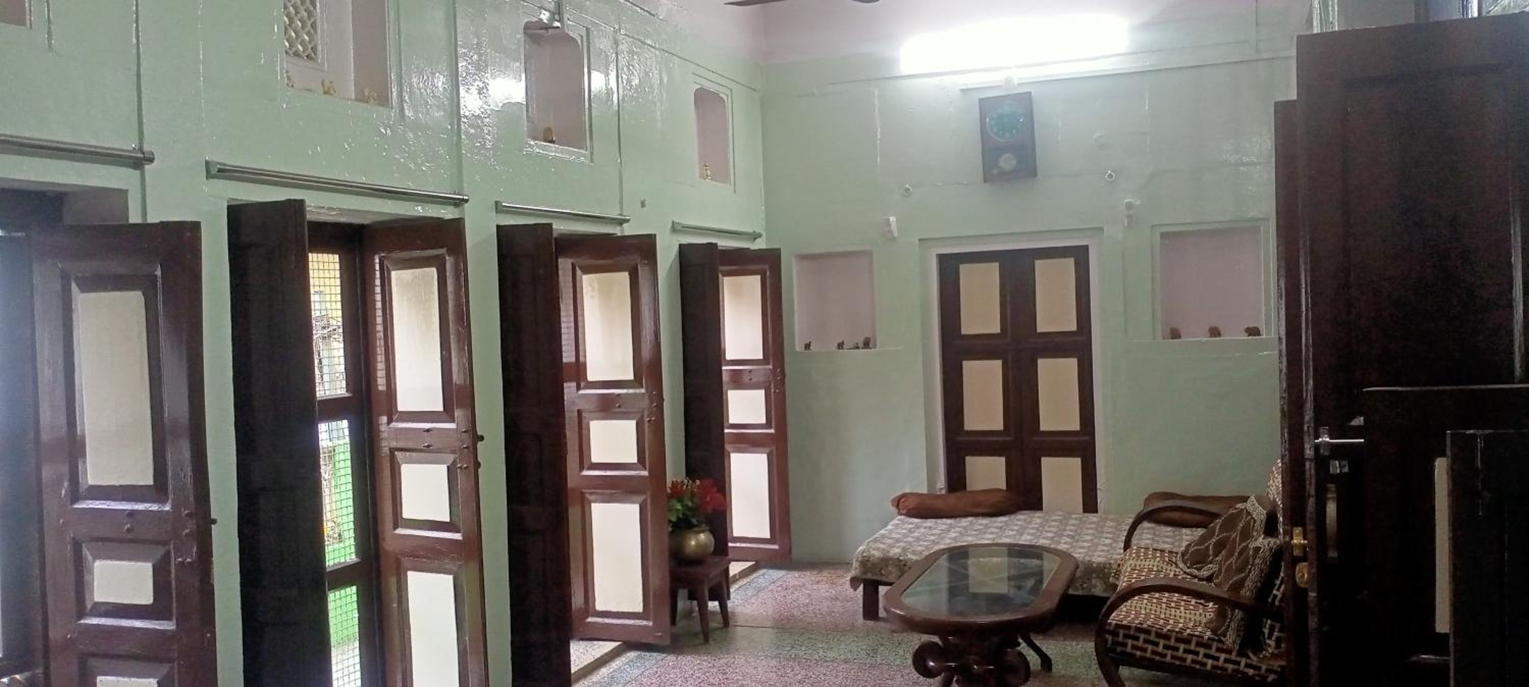 Family Room with Balcony - Photo 15
