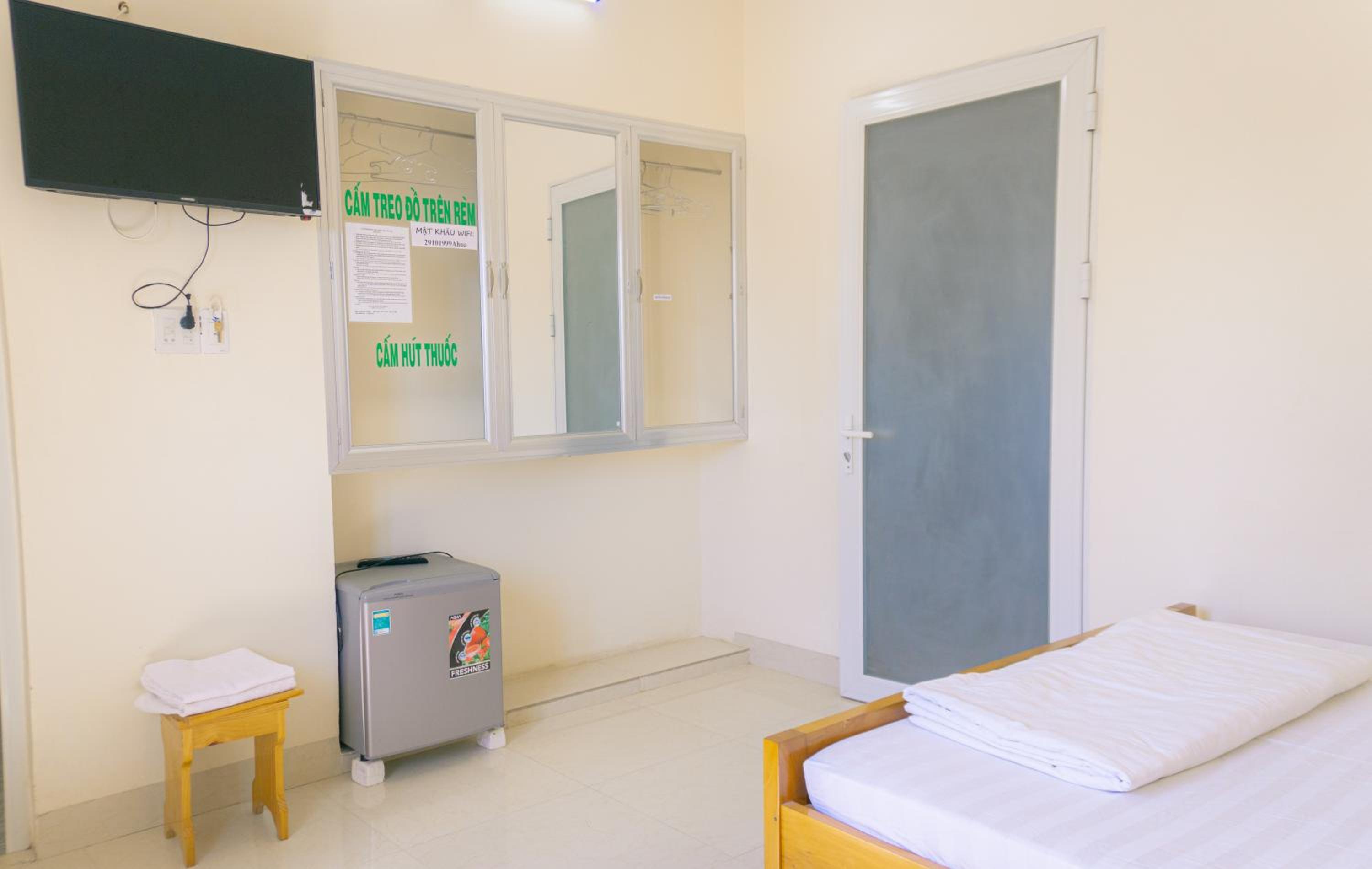 Double Room - Photo 3
