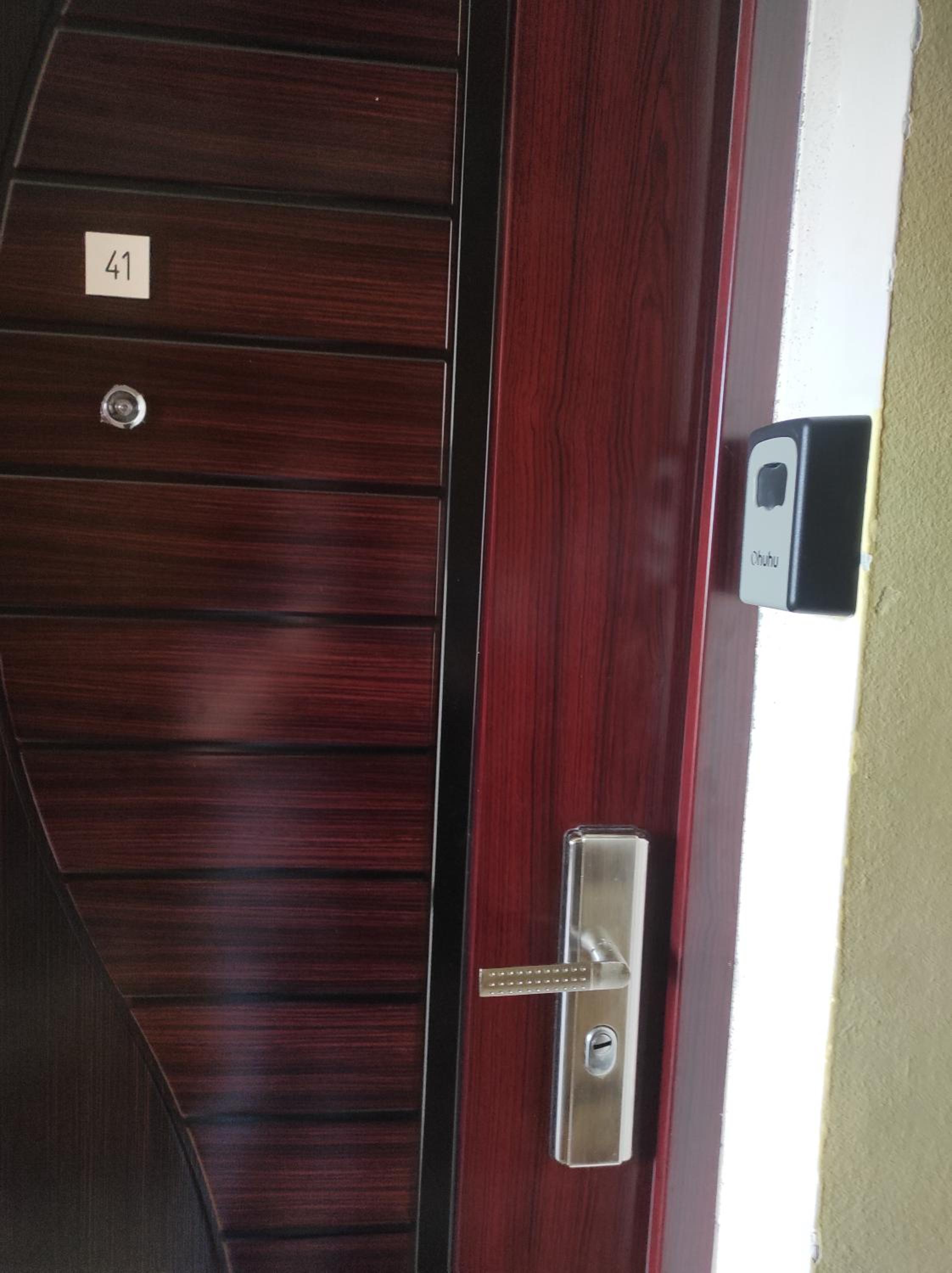 One-Bedroom Apartment - Photo 5