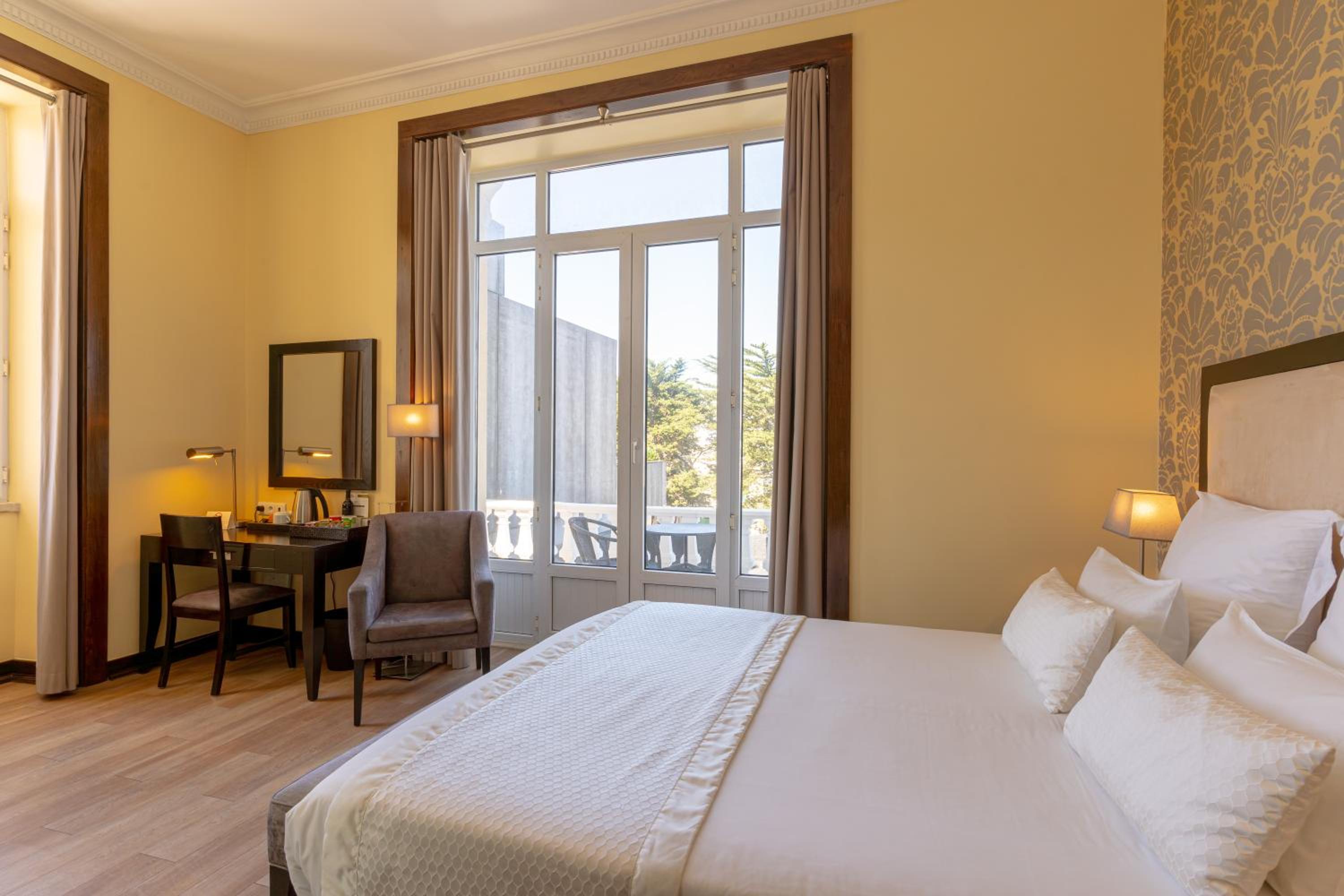Double Room thumbnail 5