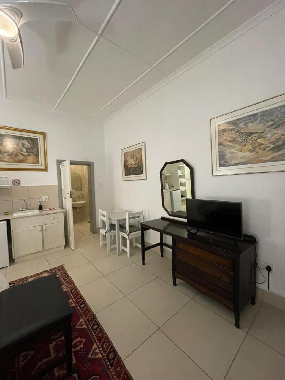Suite photo 1
