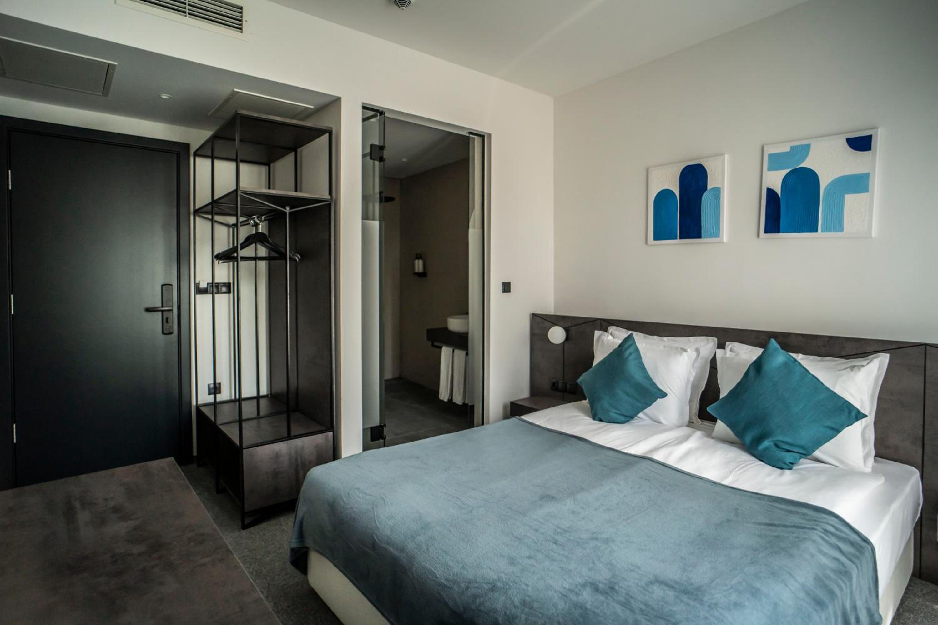 Standard Double Room photo 2