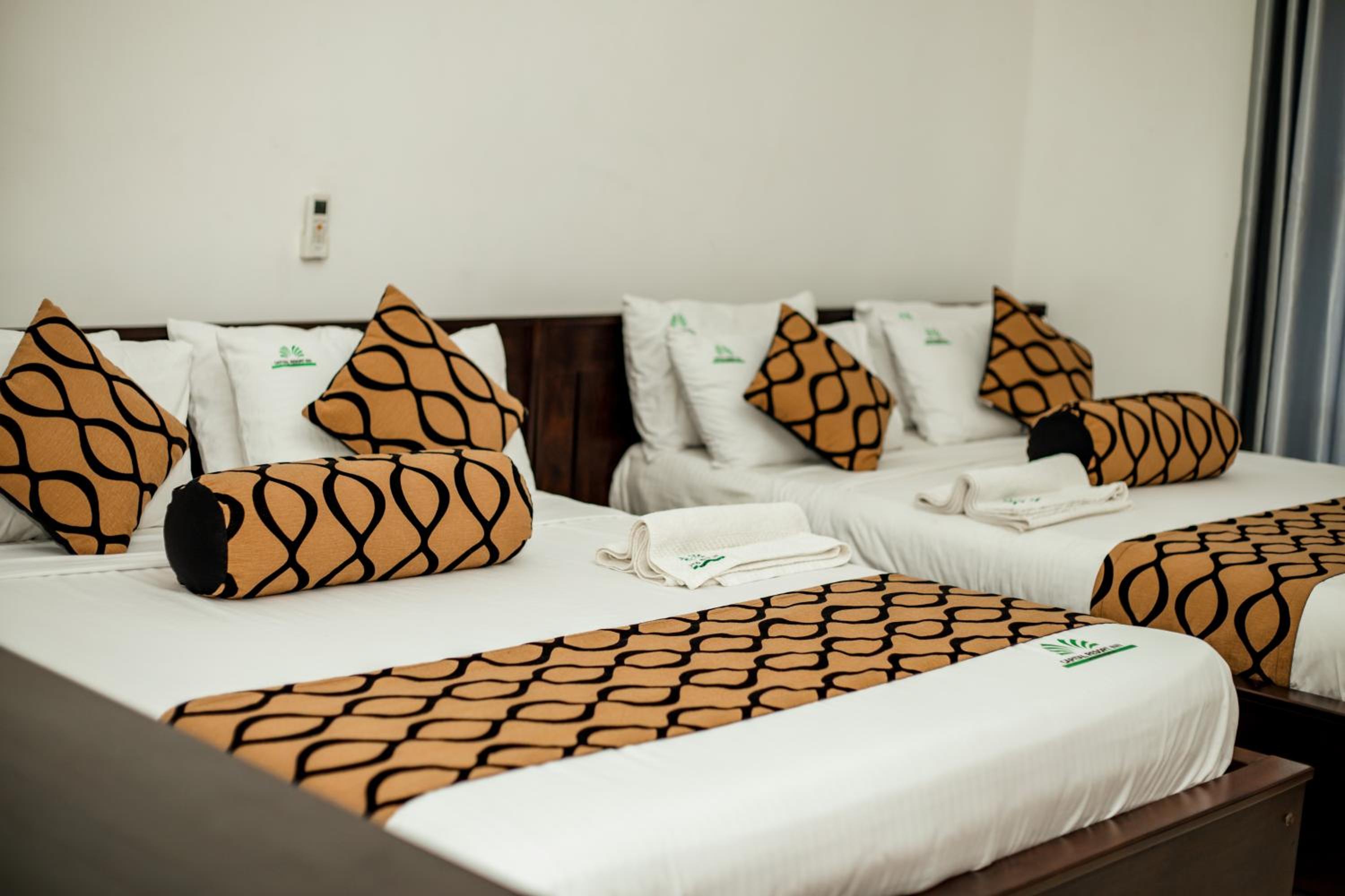 Deluxe Family Suite photo 2