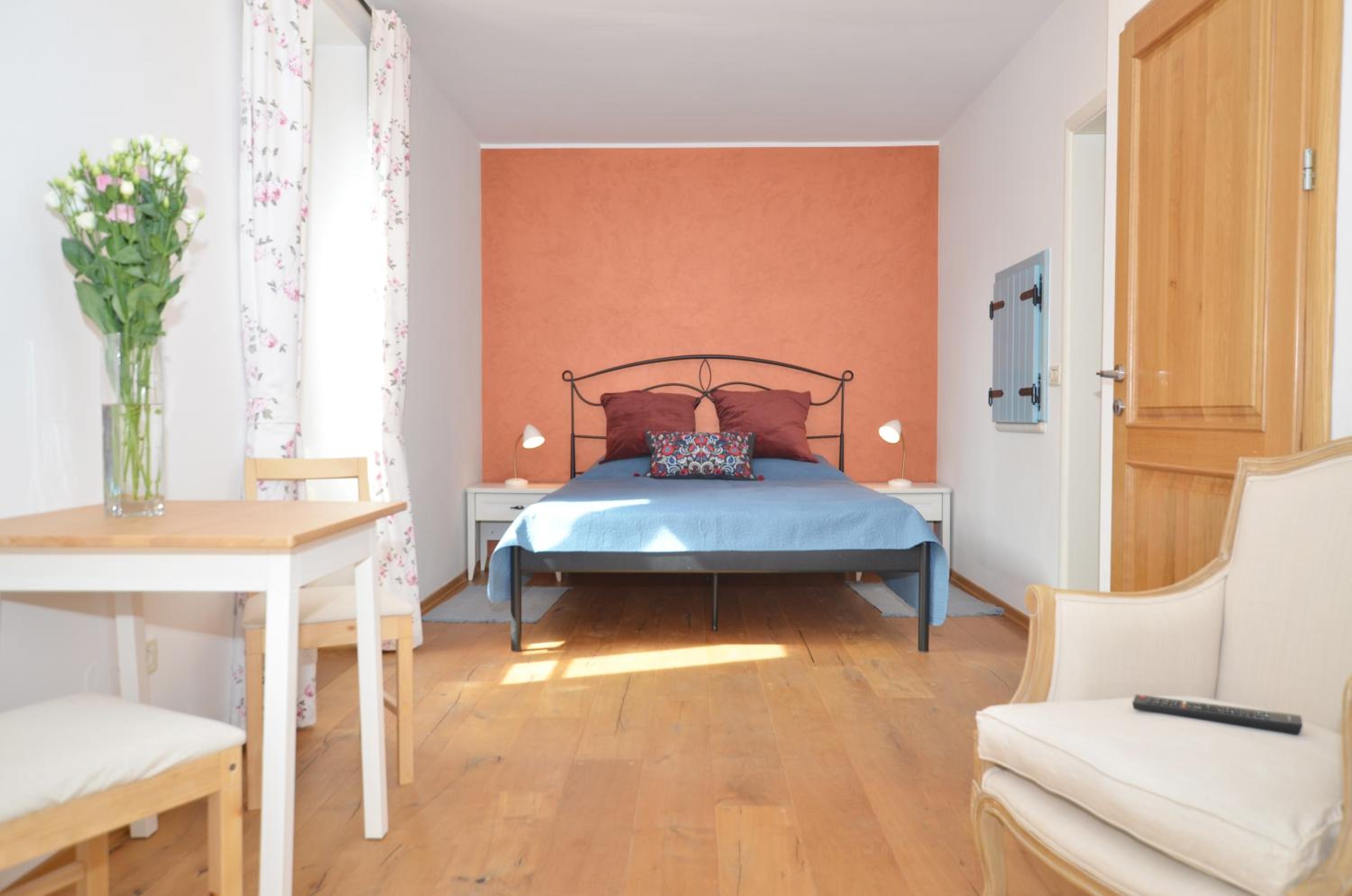 room photo 1