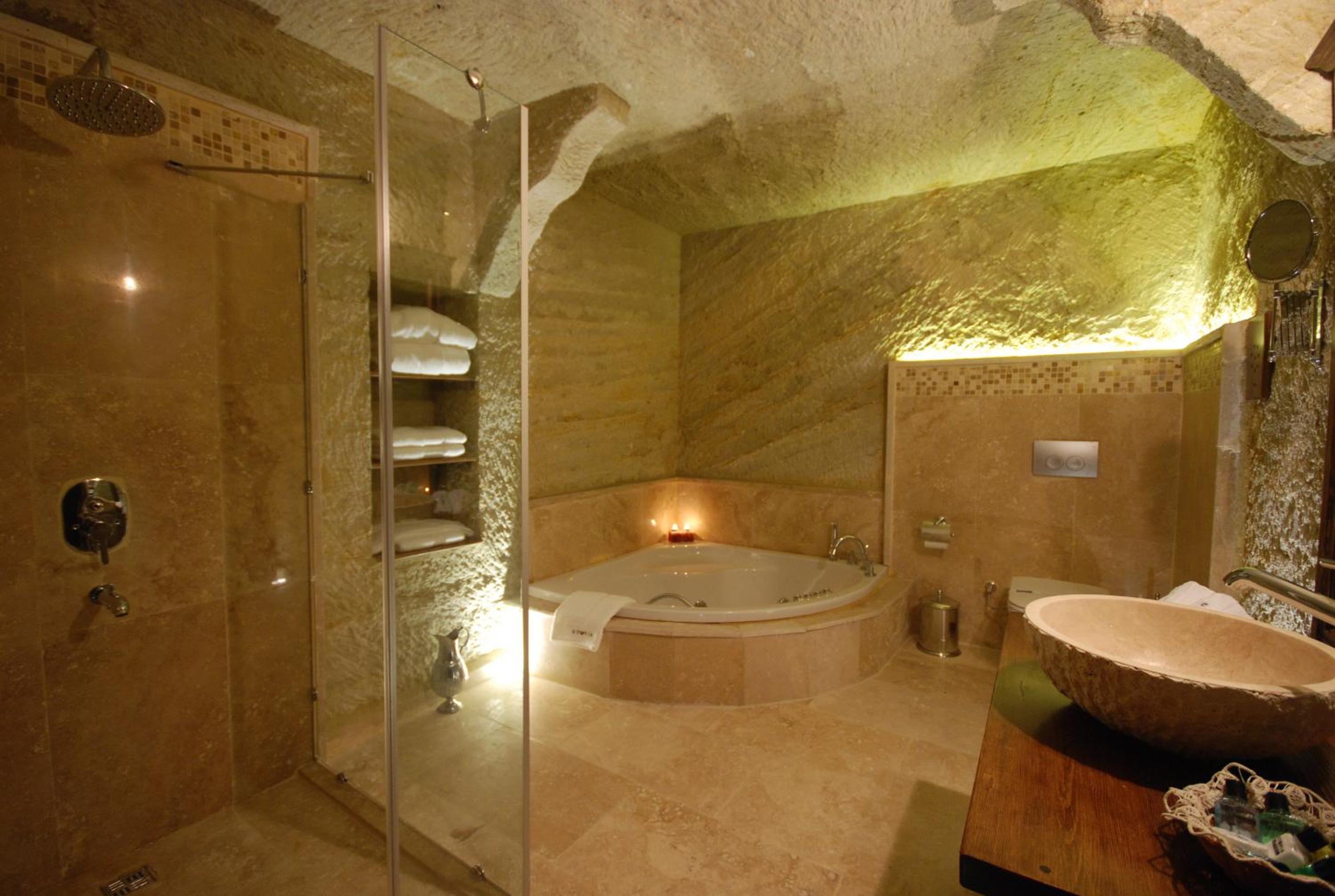 Ottoman Suite - Photo 5