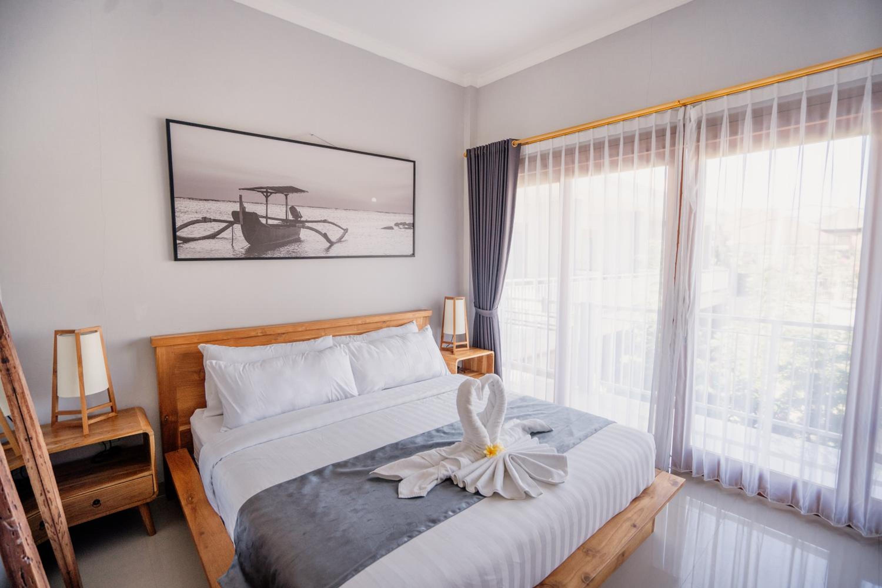 Deluxe Double Room - Photo 20