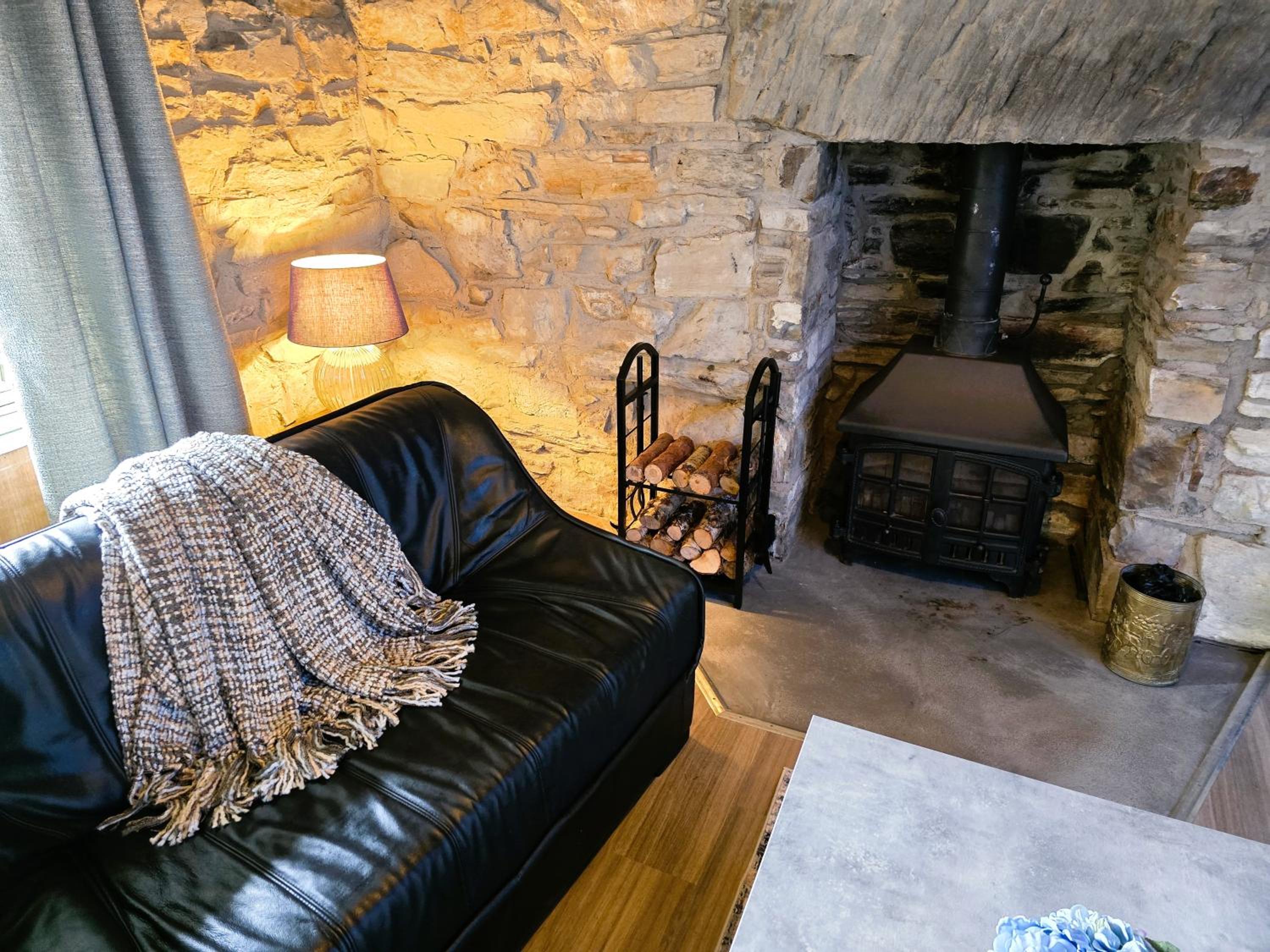 One-Bedroom House photo 3
