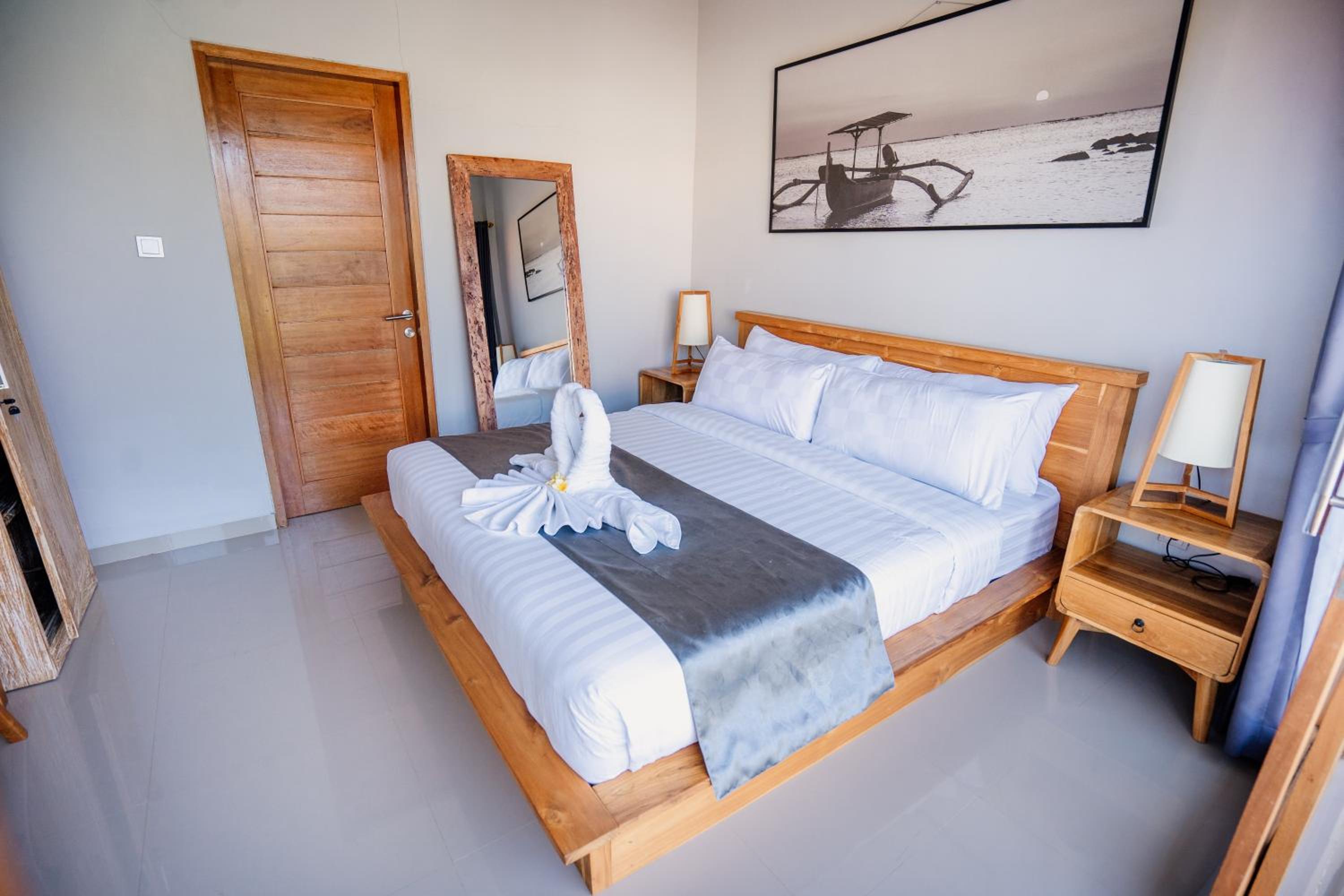 Deluxe Double Room - Photo 21